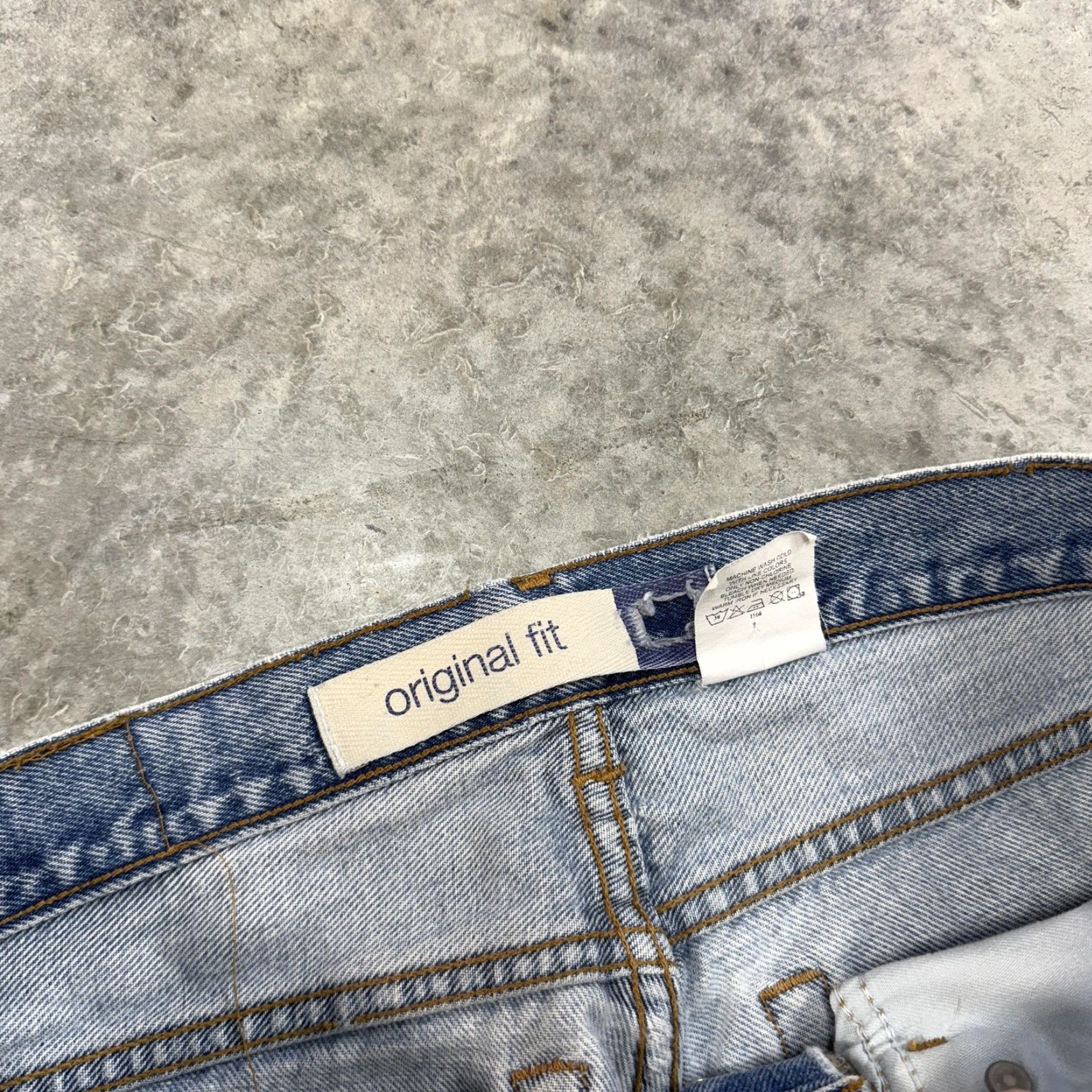 Gap VINTAGE Gap Jeans Mens 32x29 Blue Denim Original Fit Button Fly USA 90s Size US 32 / EU 48 - 4 Thumbnail