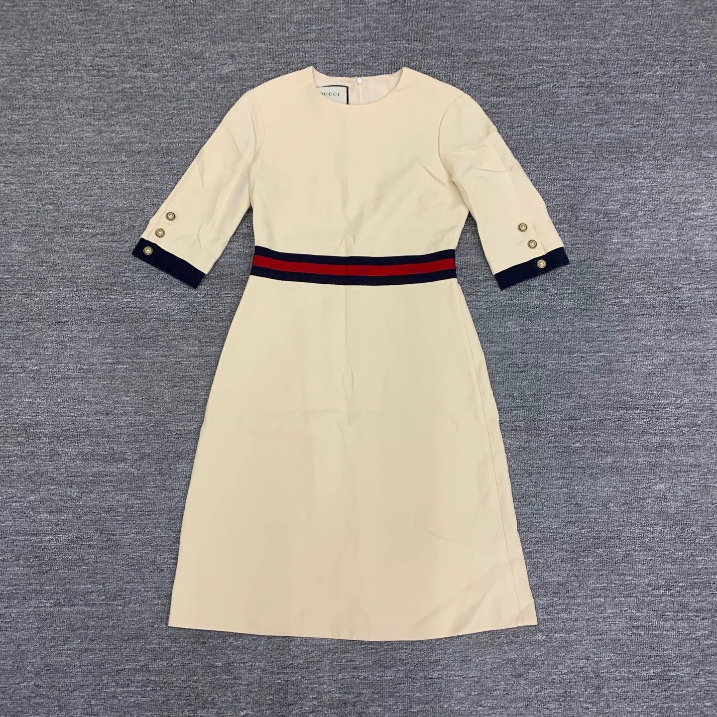 Gucci gucci cream color dress size 38 Size M / US 6-8 / IT 42-44 - 1 Thumbnail