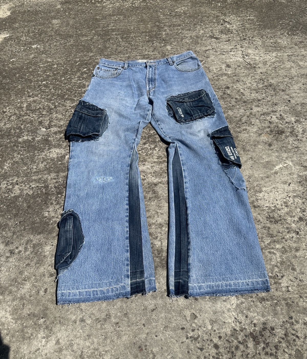 Levi's Y2K Vintage Levi’s Custom Cargo Jeans Streetwear Style USA Size US 36 / EU 52 - 1 Thumbnail
