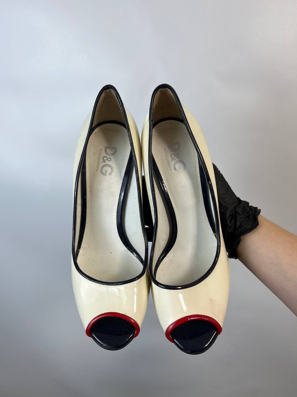 Dolce & Gabbana D&G White Patent Leather Peep Toe Pumps Size 37 Size US 7 / IT 37 - 4 Thumbnail