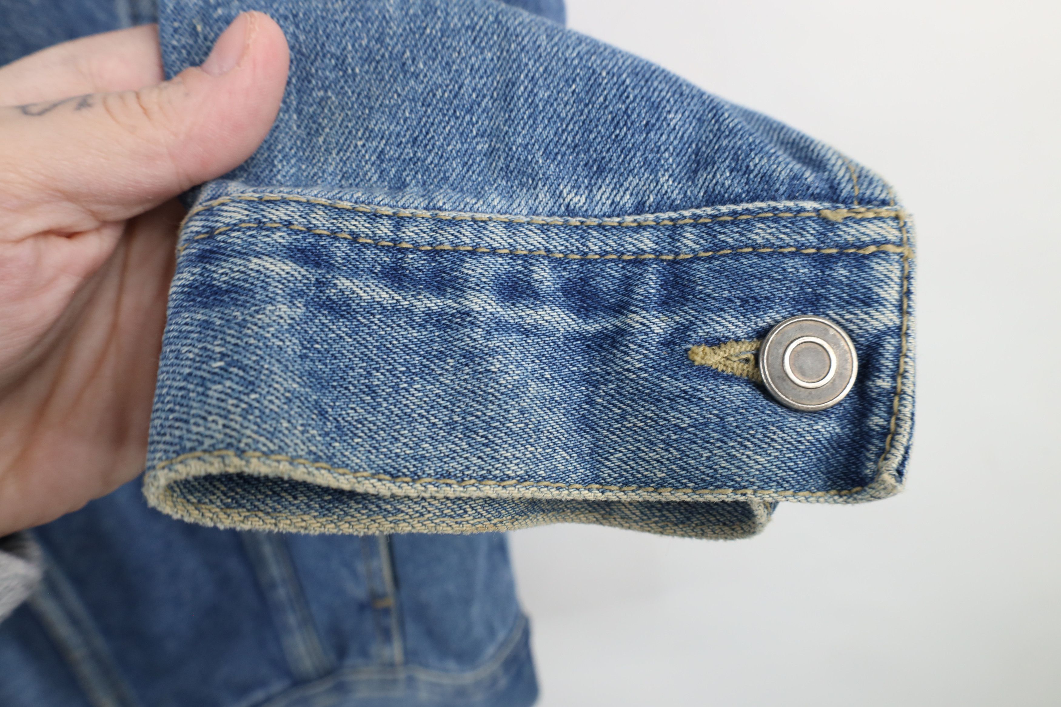 Vintage Vintage 90s Streetwear Denim Jean Trucker Jacket Blue Size US M / EU 48-50 / 2 - 5 Thumbnail
