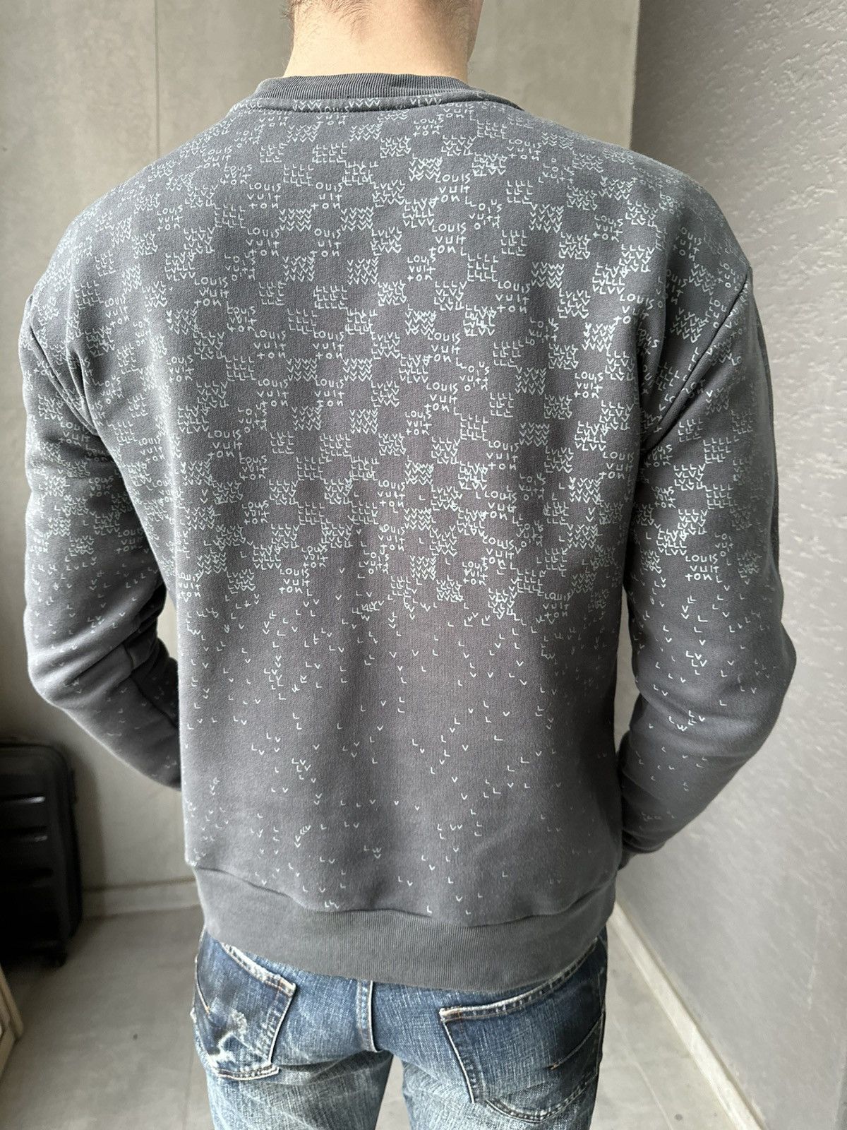Louis Vuitton Louis Vuitton sweatshirt 2022 Size US M / EU 48-50 / 2 - 3 Thumbnail