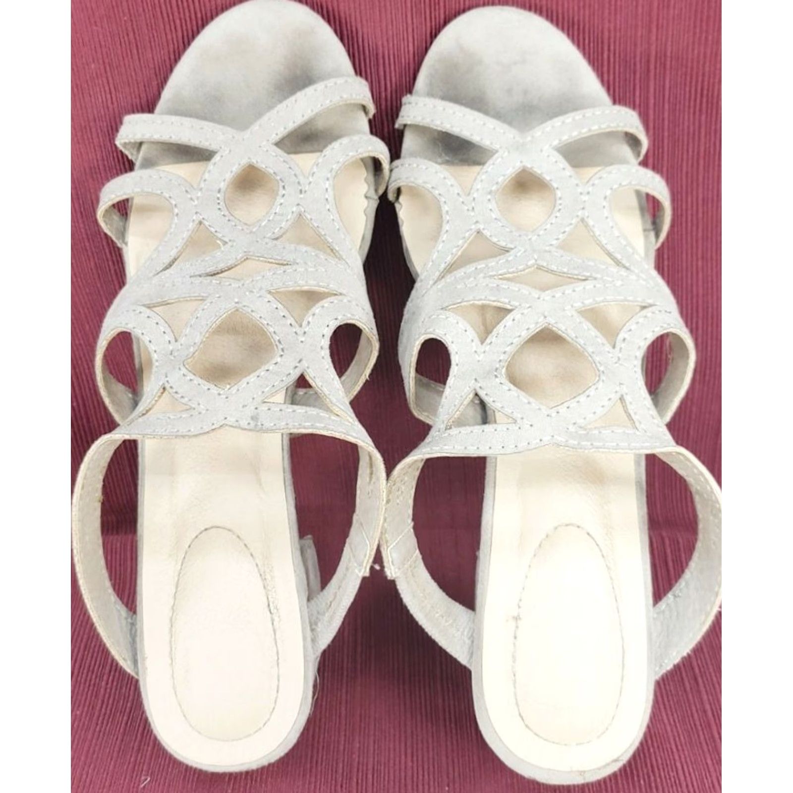 Vintage IMPO Cutout Slide Heeled Sandal Women's Size 7M Taupe Heel Mid Block Slip On Leather Outsole Breathable Comfort Size US 7 / IT 37 - 6 Thumbnail