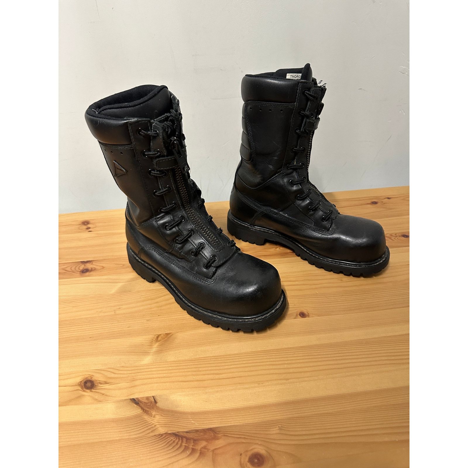 Thorogood Thorogood Wildland Hellfire Leather Boots Mens 7.5 Women 9.5 Size US 7.5 / EU 40-41 - 1 Thumbnail
