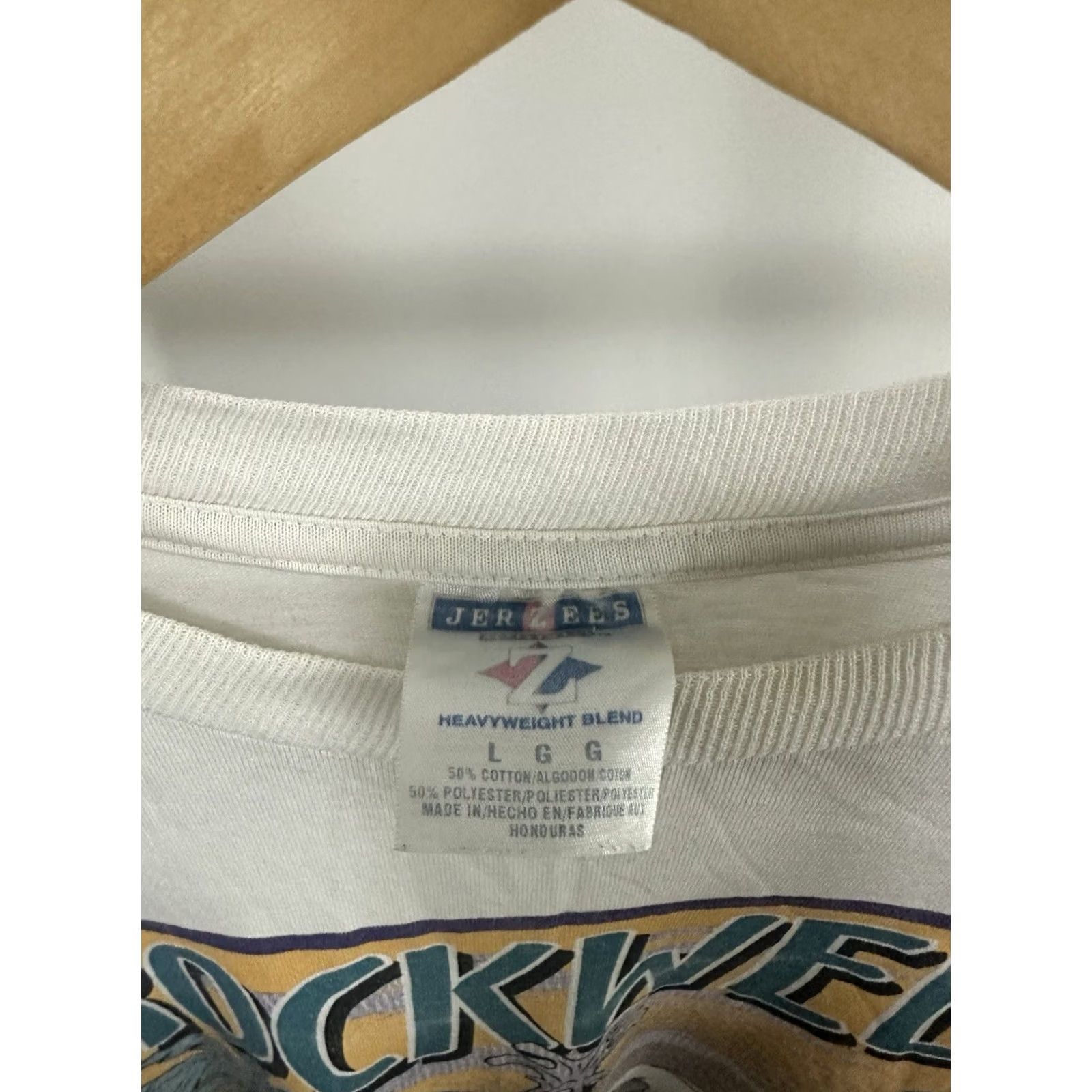 Jerzees VTG Rockwell Road Runner Pride Long Sleeve T-Shirt L Mens White JERZEES Rockwell Road Runner Pride Distressed Workwear Thrashed 90s? Size US L / EU 52-54 / 3 - 3 Thumbnail