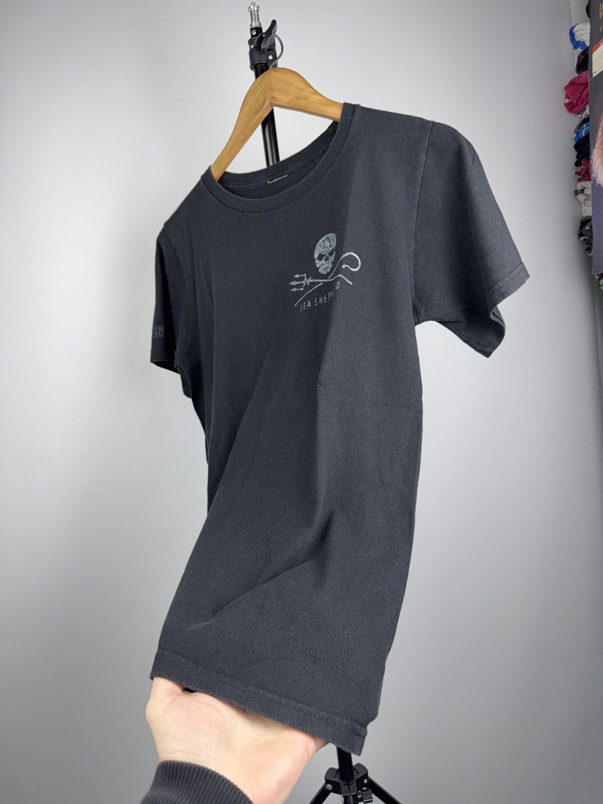 Vintage 00s Sea Shepherd Skull Trident Graphic T-Shirt Activist Tee Size US XS / EU 42 / 0 - 9 Thumbnail