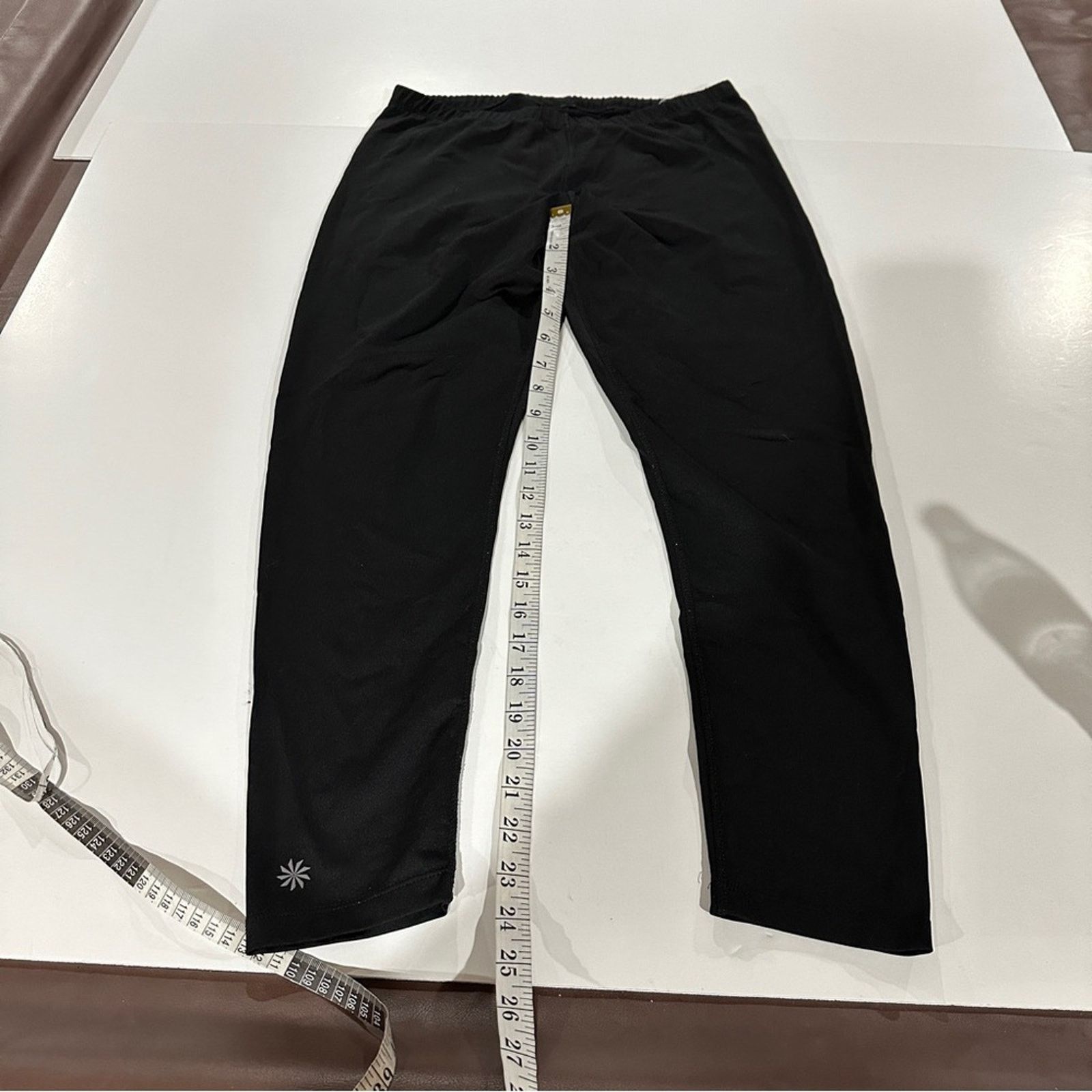 Athleta Athleta Black Mid Rise Drawstring Cropped Legging Pants Sz M Size 28" / US 6 / IT 42 - 11 Thumbnail