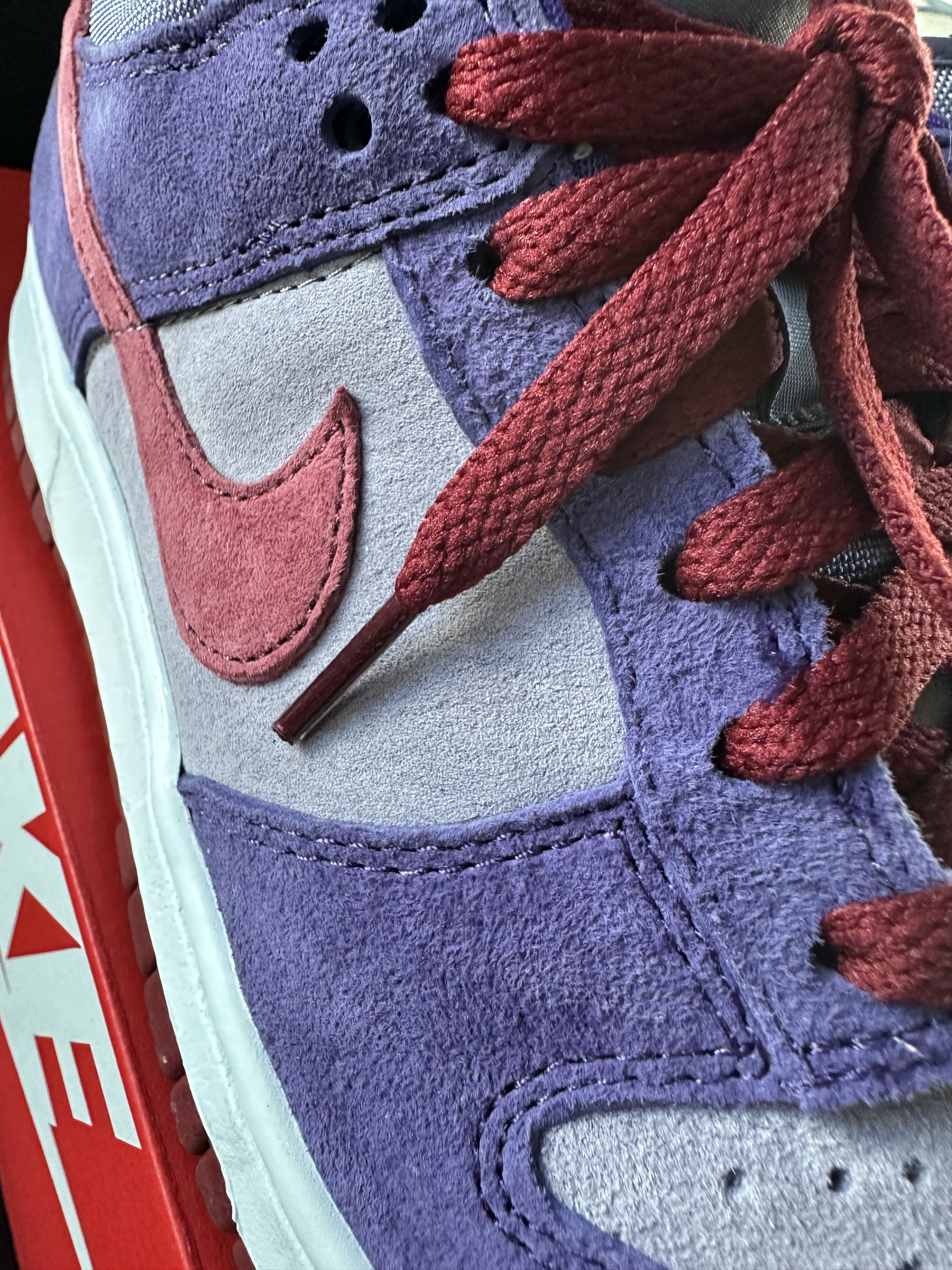 Nike PREOWNED NIKE DUNK LOW SP "PLUM" (2024) Size US 6 / EU 39 - 4 Thumbnail