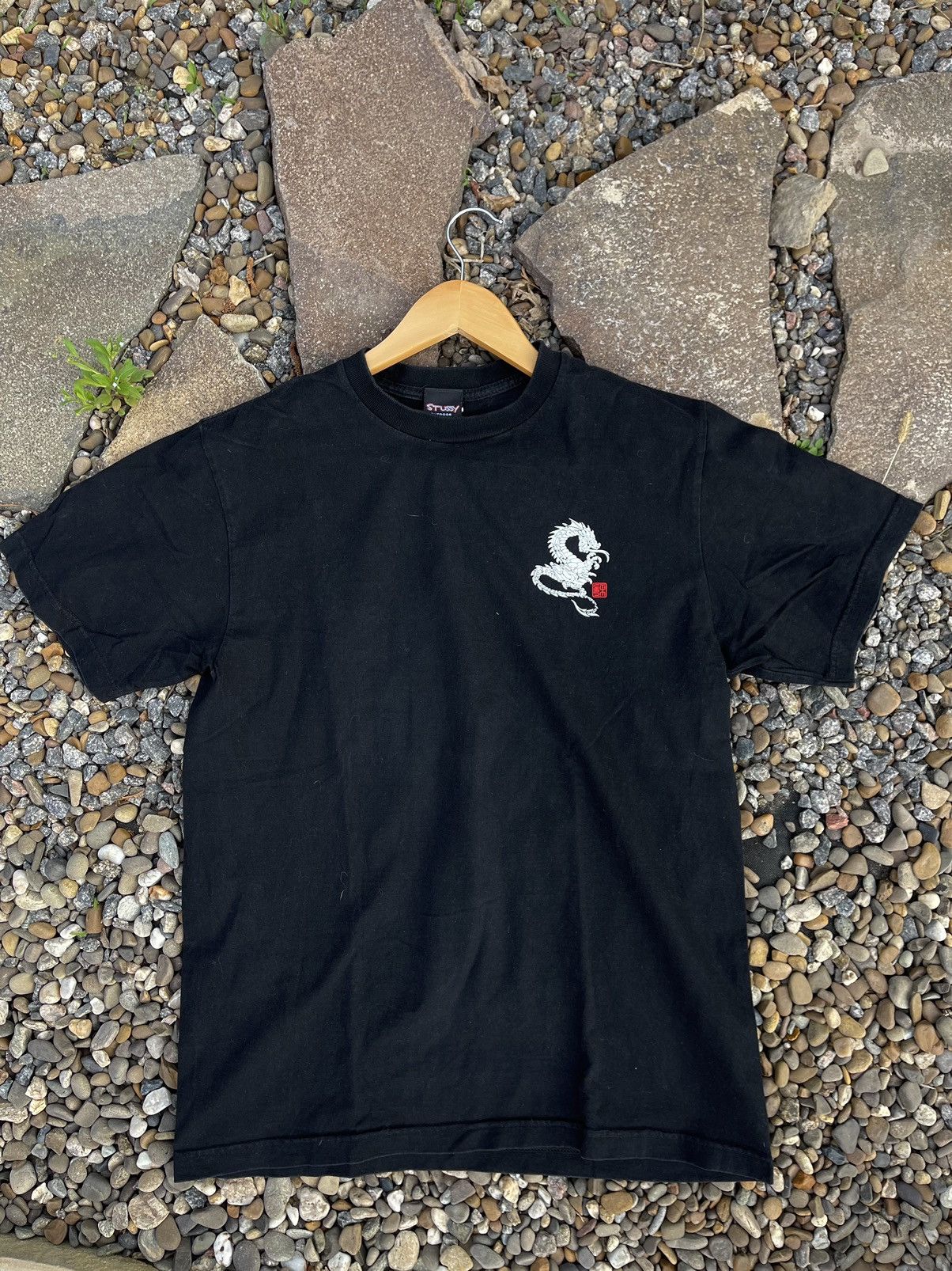 Stussy × Vintage 90’s Vintage Stussy Outdoor Dragon Black T-shirt Tee Size US L / EU 52-54 / 3 - 5 Thumbnail