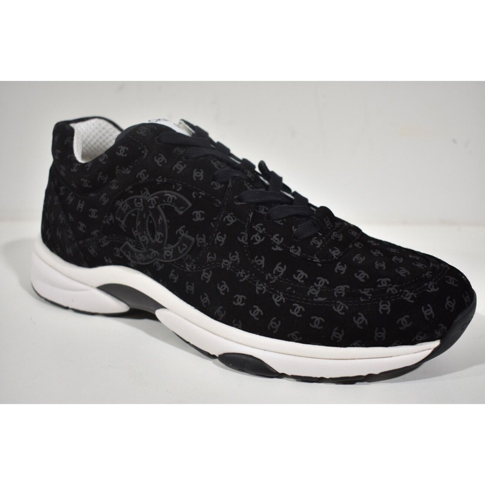 Chanel Chanel Suede CC Logo Low Top Lace Up Trainer Sneaker 44 11 Size US 11 / EU 44 - 5 Thumbnail