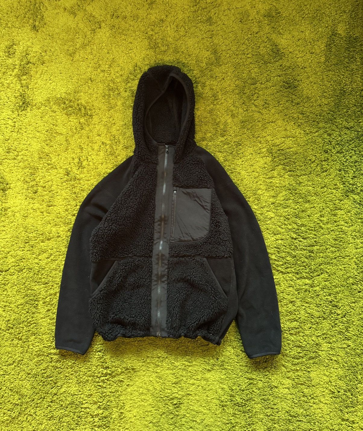 Uniqlo × White Mountaineering White Mountaineering x Uniqlo teddy fleece hooded jacket Size US S / EU 44-46 / 1 - 1 Thumbnail