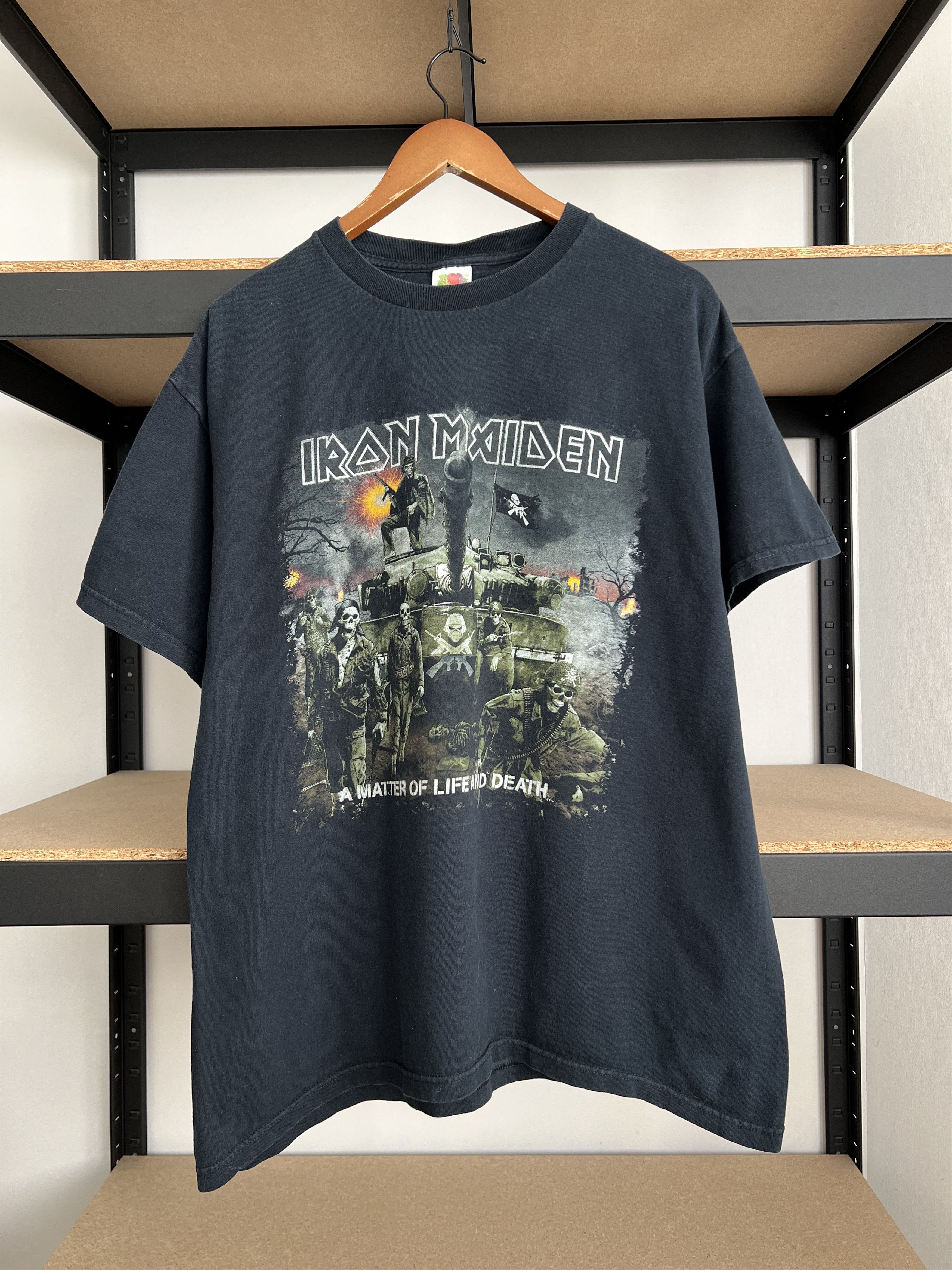 Band Tees Vintage 2006 Iron Maiden A Matter Of Life And Death T-shirt Size US XL / EU 56 / 4 - 1 Thumbnail