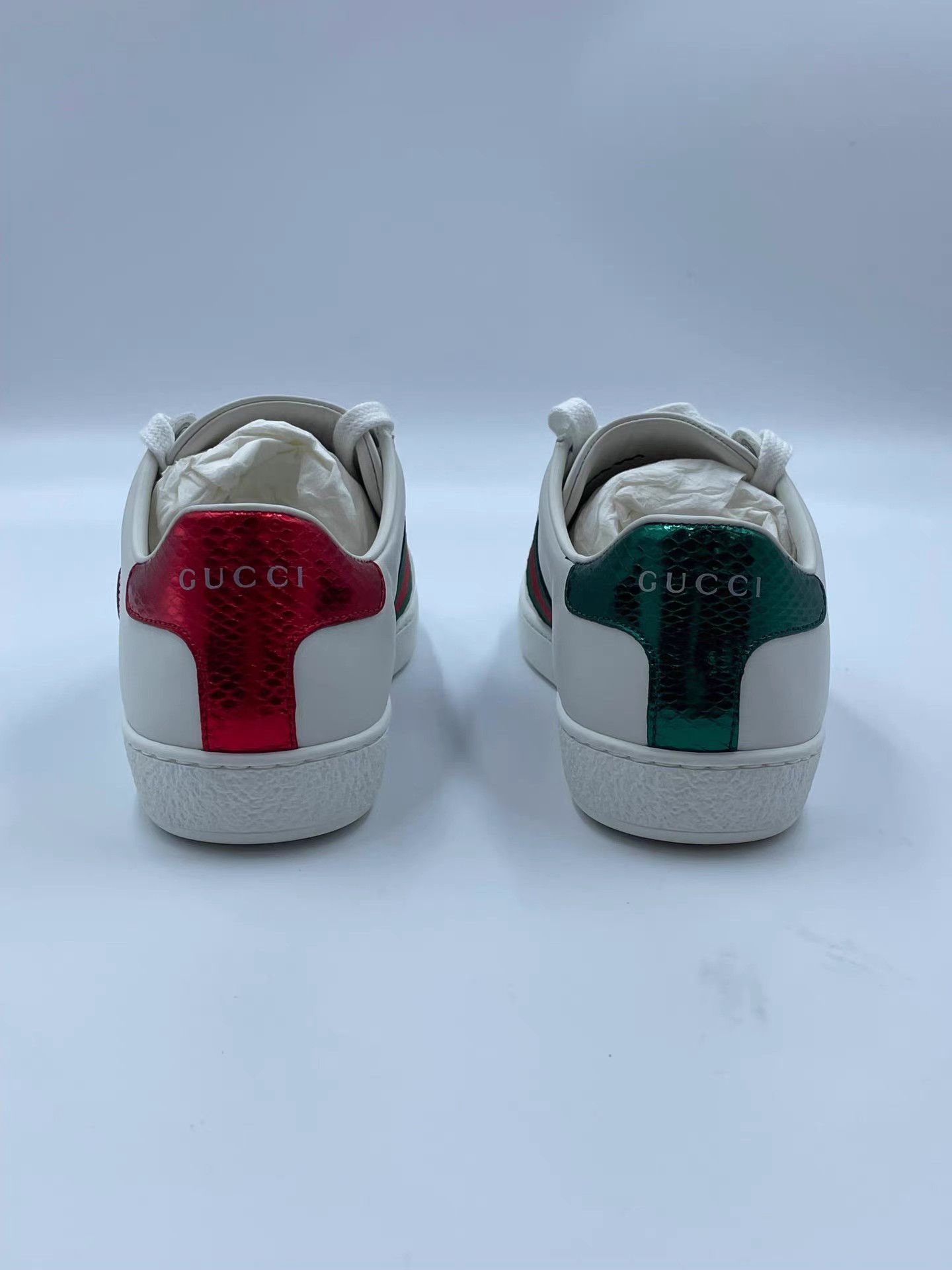 Gucci Gucci ACE Heart Pattern & Embroidered Bee Sneakers K2 Size US 4 / IT 34 - 3 Thumbnail