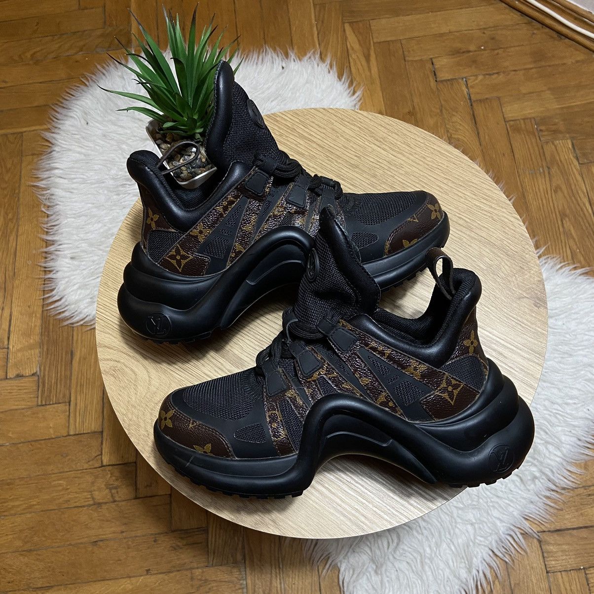 Louis Vuitton Louis Vuitton Archlight Monogram Sneaker Black Size US 7 / IT 37 - 1 Thumbnail