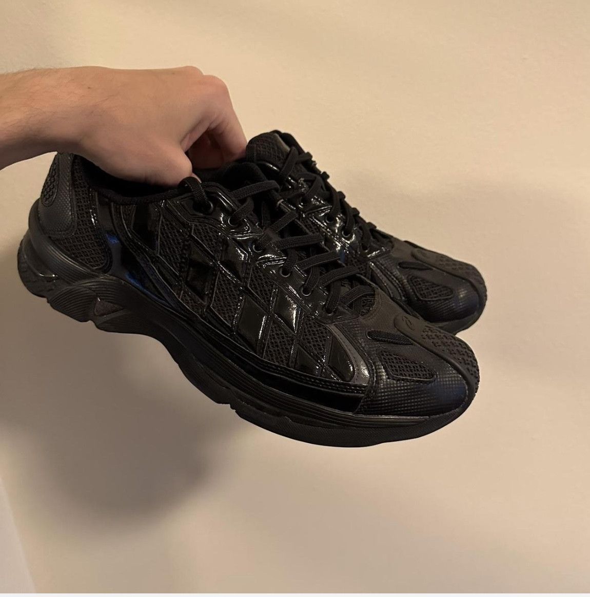 Kiko asics size 12 sale