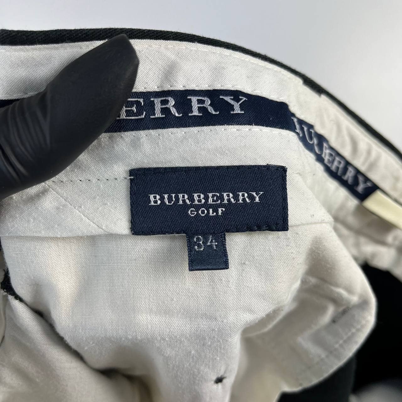 Burberry Burberry Golf Shorts Classic Black Mens Size 34 Size US 34 / EU 50 - 2 Thumbnail