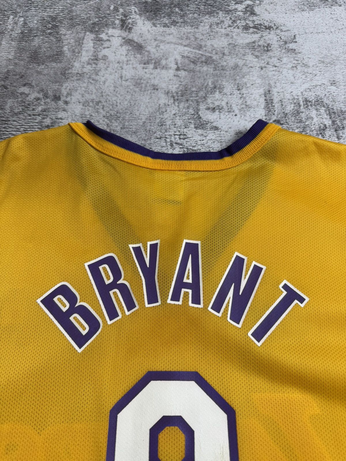 NBA Vintage Lakers Kobe Bryant #8 Rap Shirt Basketball Jersey Size US L / EU 52-54 / 3 - 19 Thumbnail
