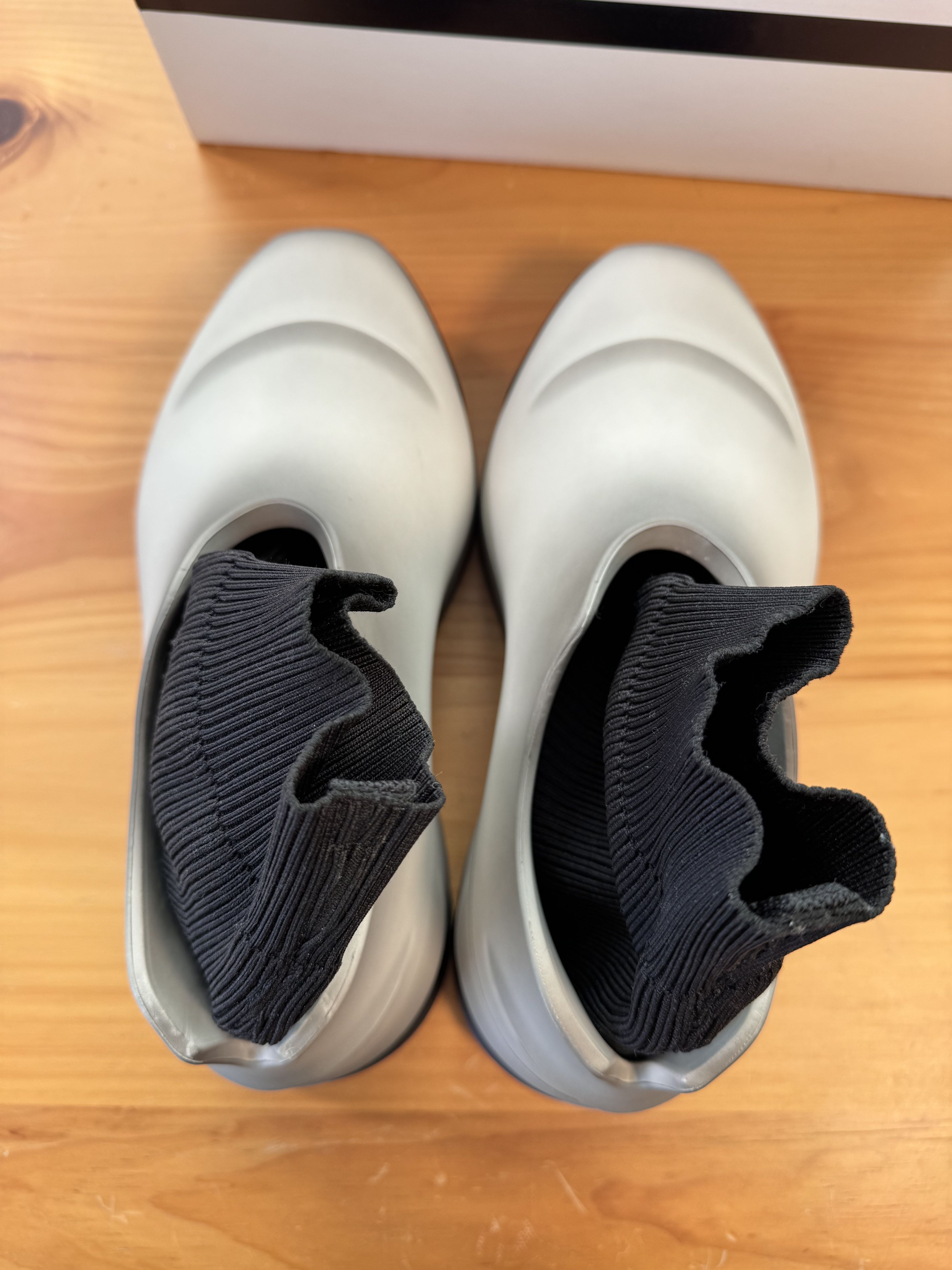 Givenchy Givenchy Mallow white sock slip on Size US 8 / EU 41 - 6 Thumbnail