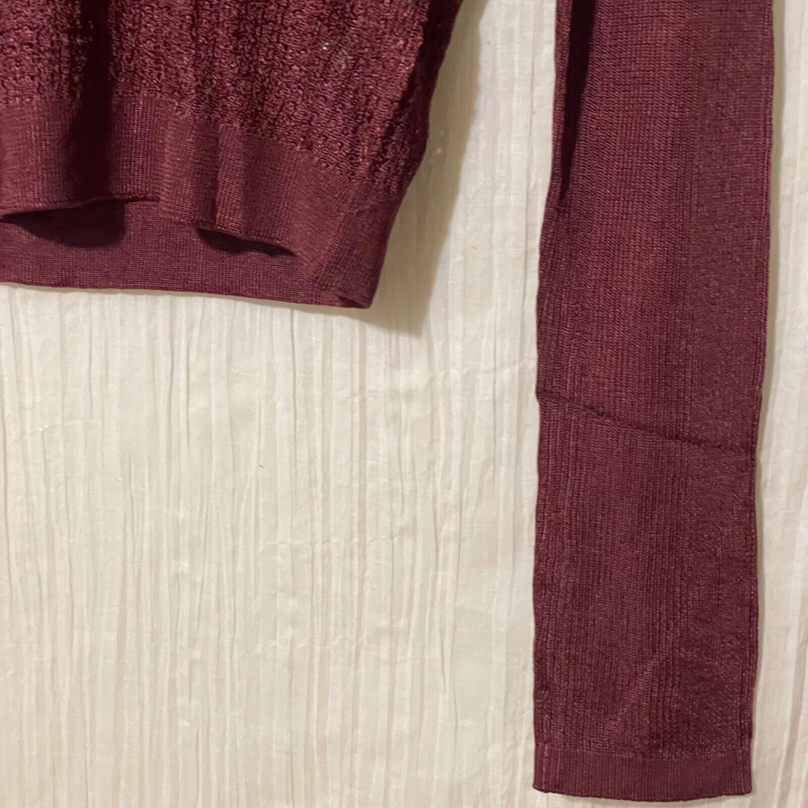 Free People Free People Shirt Large NWT Open Knit H2O Cropped Raw Garnet Size L / US 10 / IT 46 - 5 Thumbnail