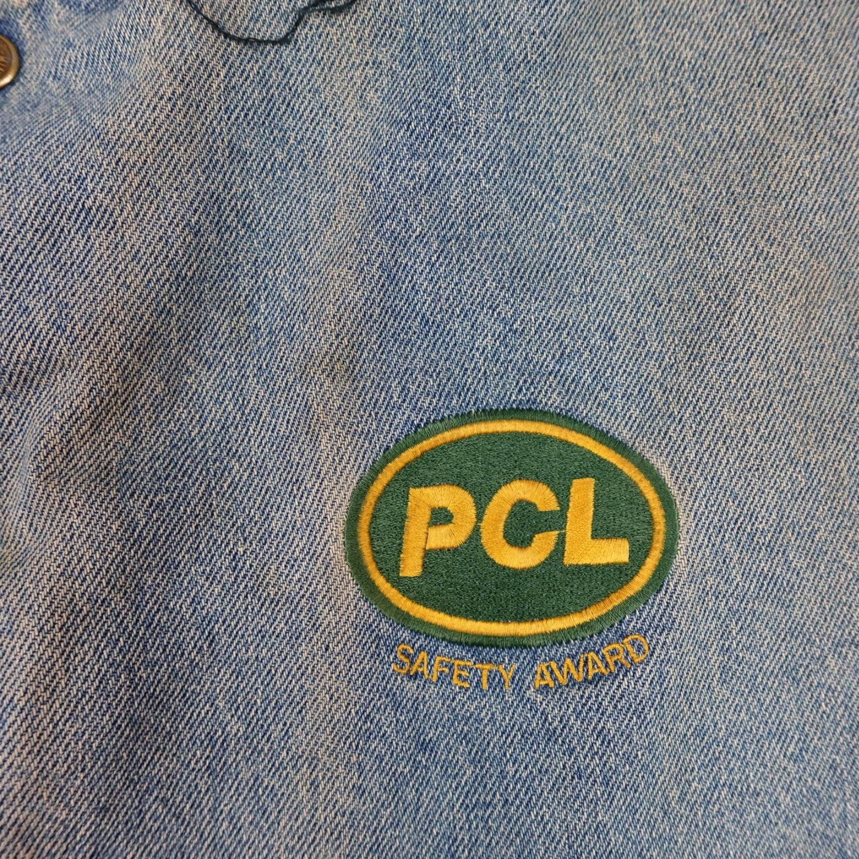 Vintage VINTAGE International Denim Jacket Mens Large Blue Denim 90s PCL Safety Award Distressed Workwear Casual Size US M / EU 48-50 / 2 - 7 Thumbnail