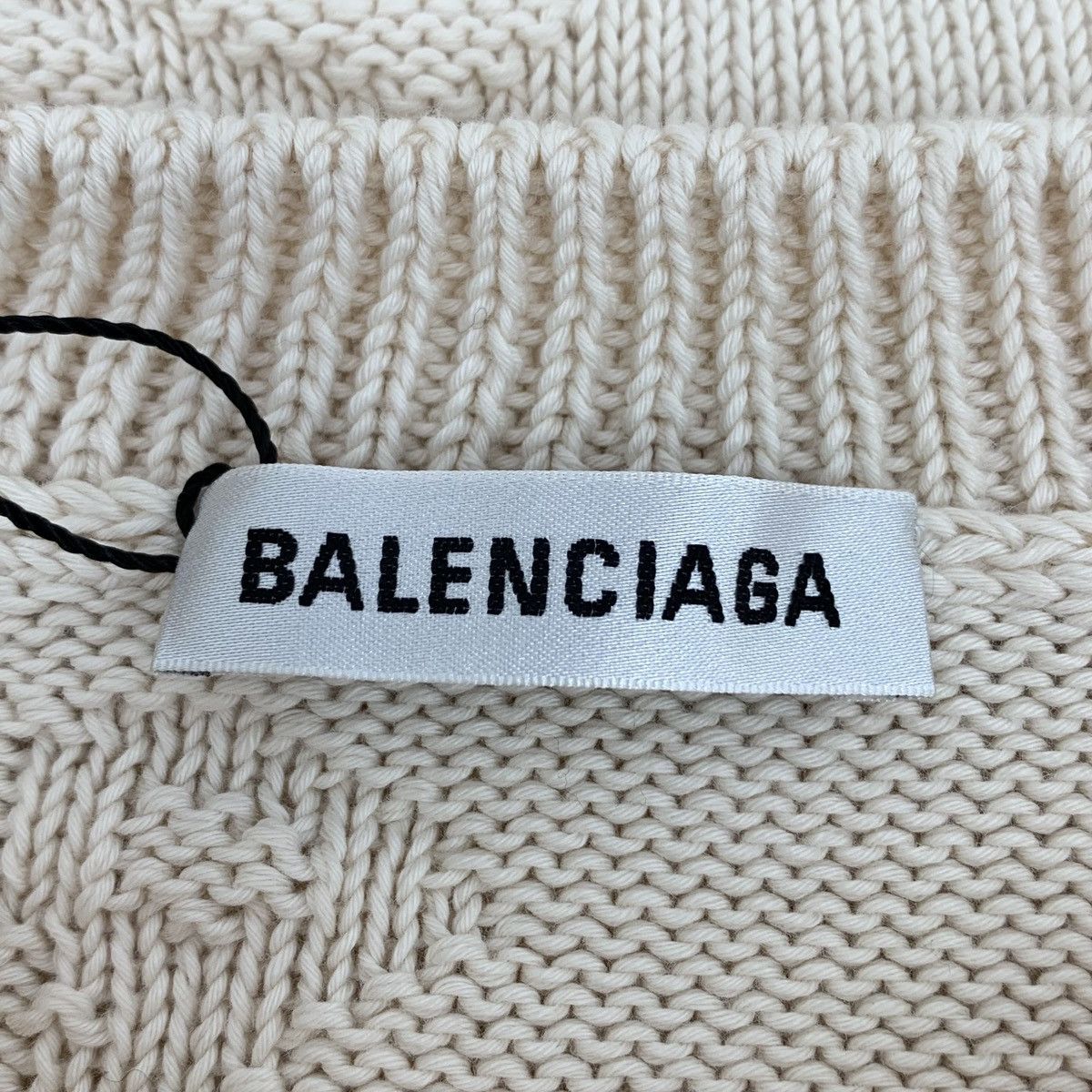 Balenciaga Balenciaga Beige Long Sleeve Knit Sweater K26WX Size US S / EU 44-46 / 1 - 5 Thumbnail