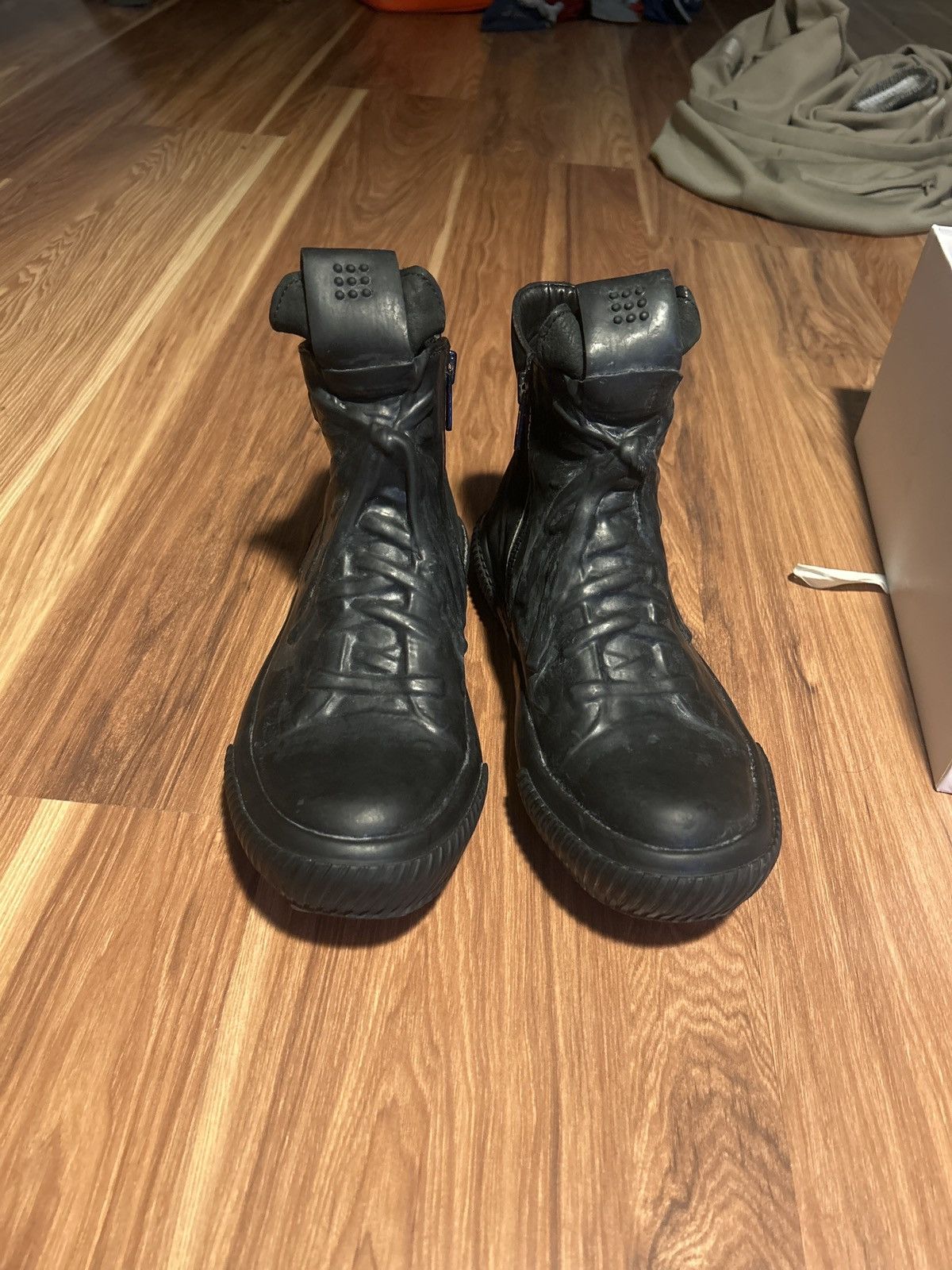 both Paris Both leather/rubber high top Size US 7 / EU 40 - 3 Thumbnail