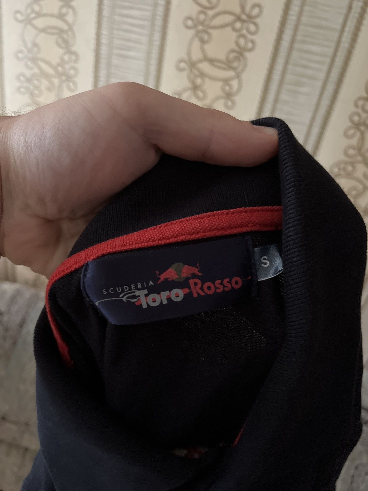 Red Bull Red bull Toro Roso polo shirt Size US S / EU 44-46 / 1 - 7 Thumbnail