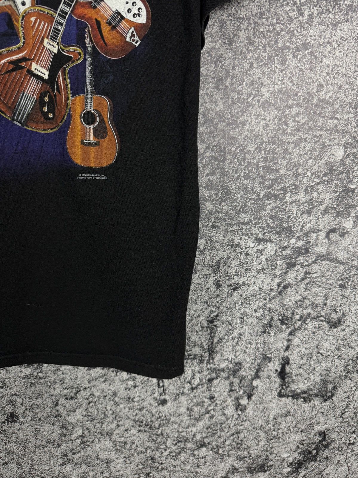Vintage The Good Life Guitars 1998 Vintage T-Shirt Band Rock Size L Size US L / EU 52-54 / 3 - 14 Thumbnail