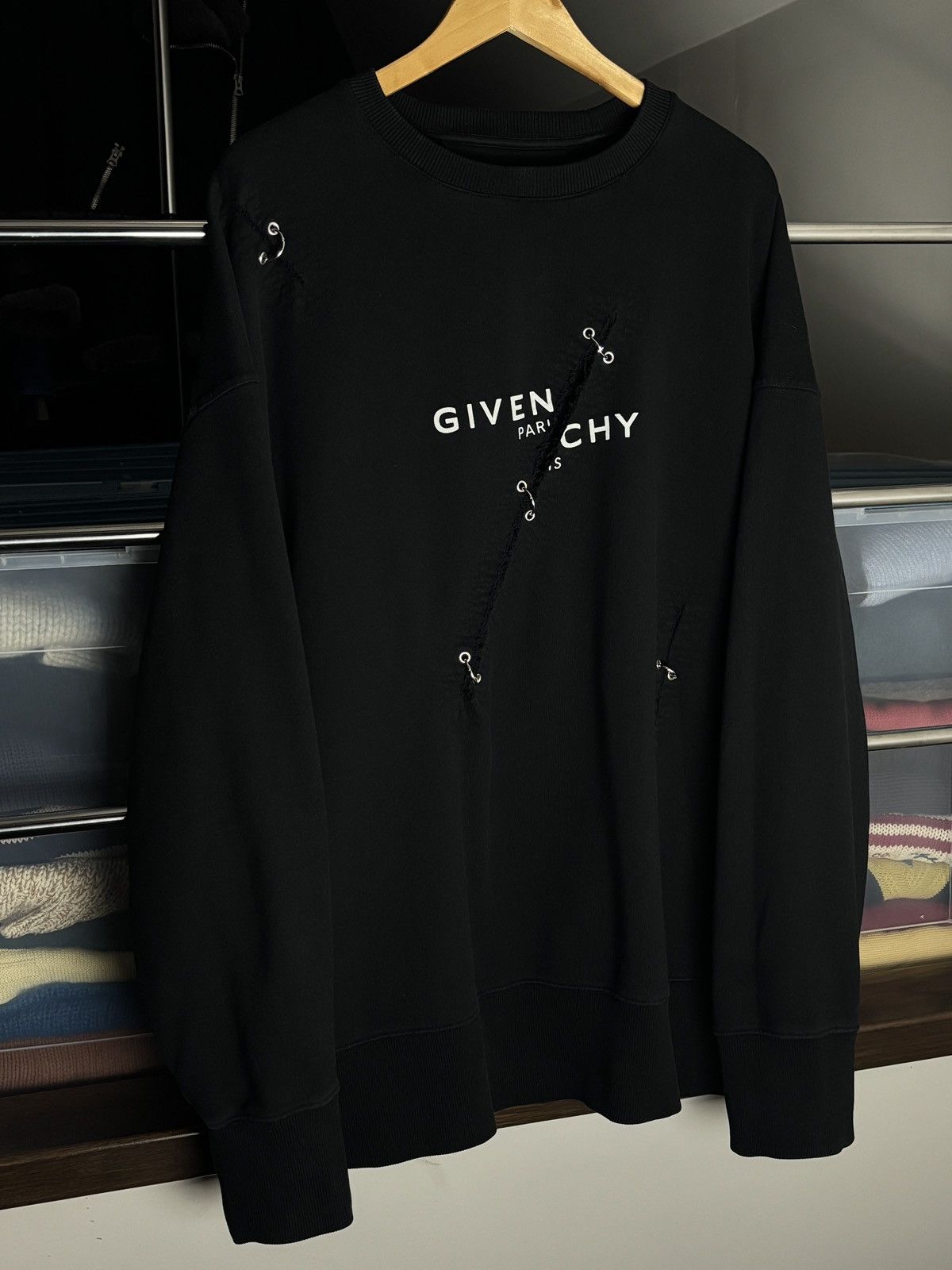 Givenchy Givenchy oversized trompe lo’eil ring boxy rare sweatshirt Size US XXL / EU 58 / 5 - 2 Thumbnail