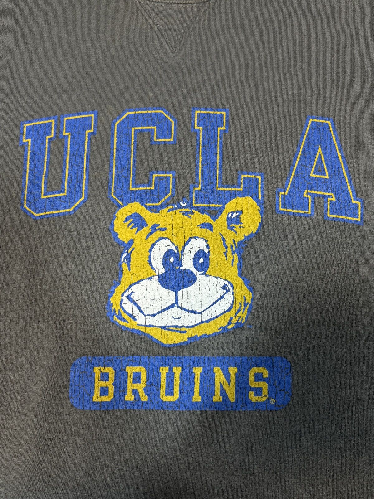 NCAA Vintage 2000s Big Cotton UCLA College Sweater Size M 0573 Size US M / EU 48-50 / 2 - 4 Thumbnail