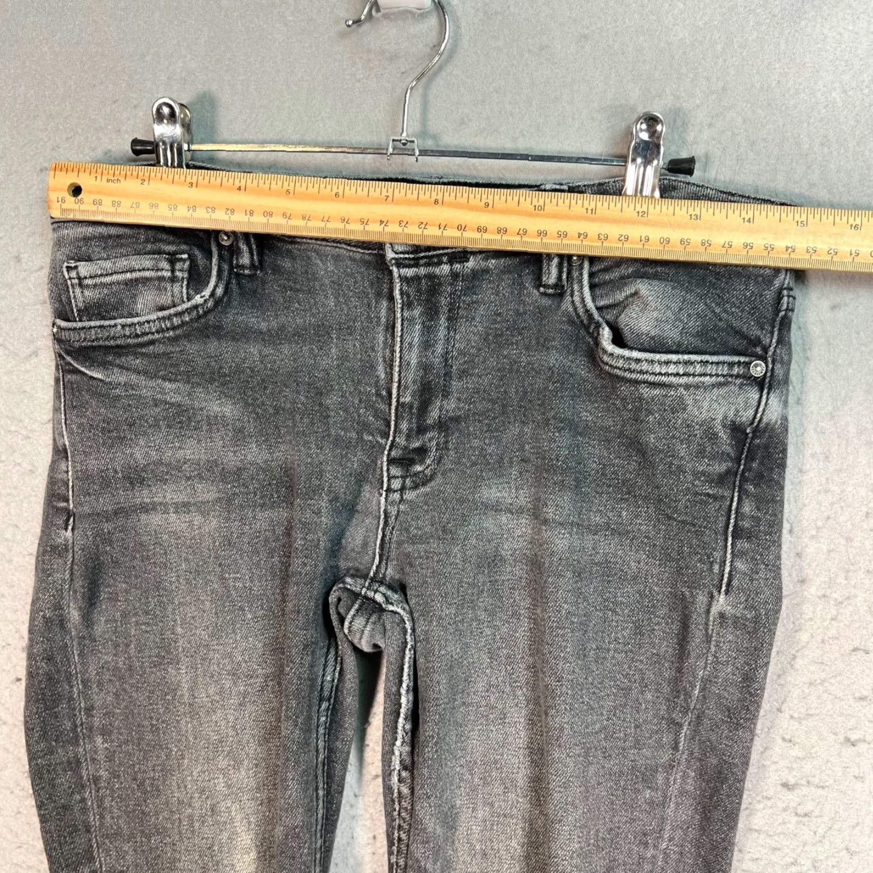 Allsaints AllSaints Womens Jeans Skinny Distressed 30 Gray Denim 5-Pocket Inseam 27 Adult Womens Size 30 Regular Slim/Mid Rise Frayed Hem Vintage No Size 30" / US 8 / IT 44 - 5 Thumbnail