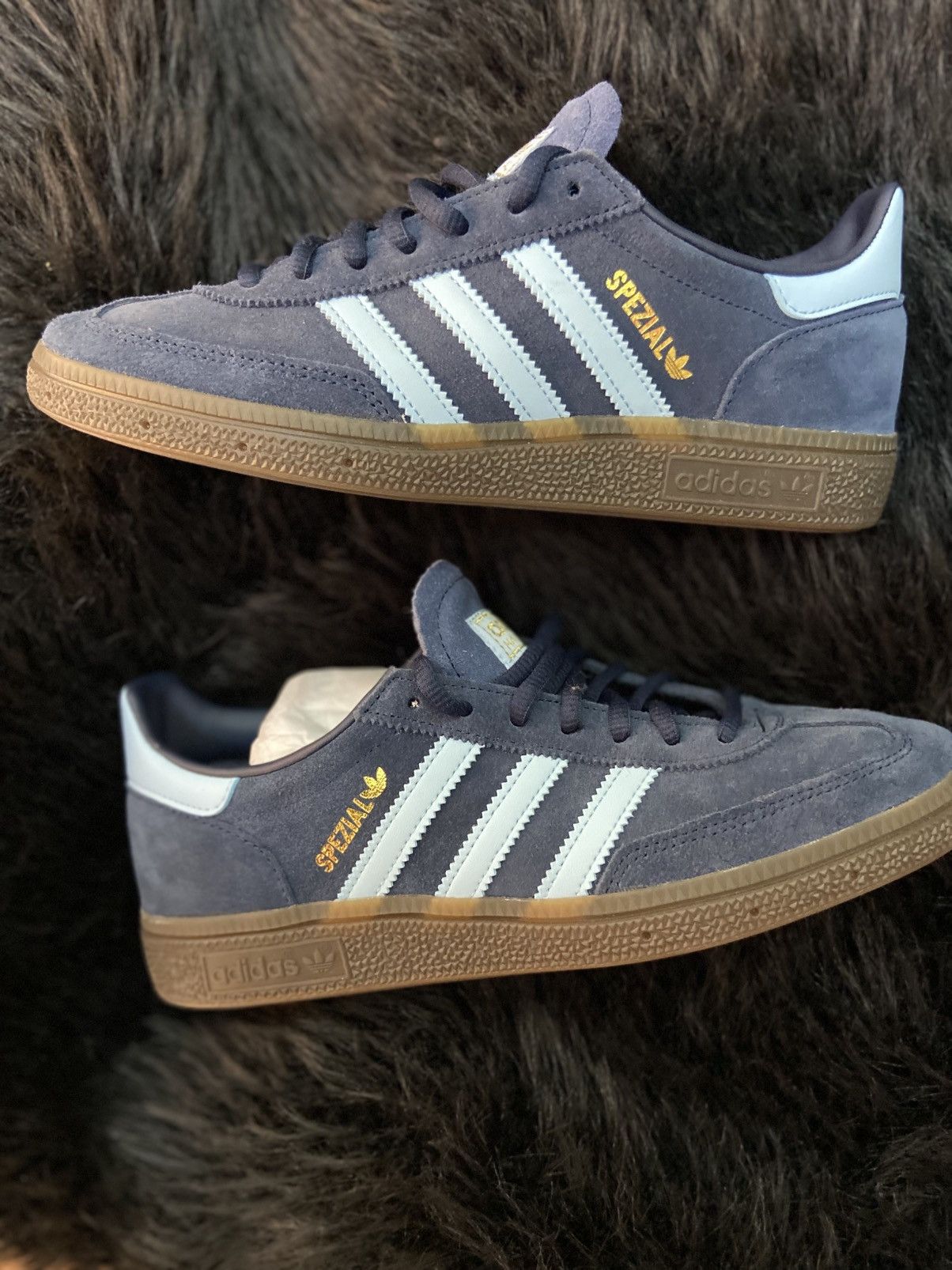 Adidas HANDBALL SPEZIAL Size US 6 / EU 39 - 1 Thumbnail