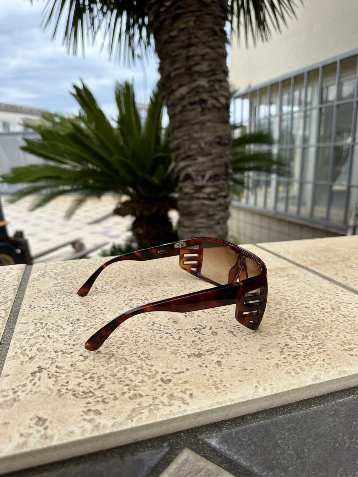 Versace × Vintage Gianni Versace Vintage Sunglasses Size ONE SIZE - 2 Thumbnail