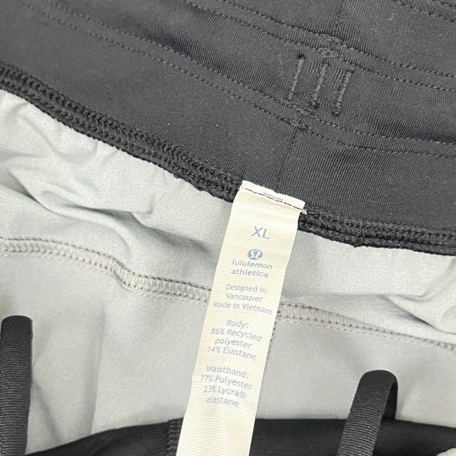 Lululemon Lululemon T.H.E Shorts Mens XL 7.5" Black Face Mercury Active Running Workout Athletic Elastic Waist Pockets Geometric 7.5 Inseam Mens XL Black Size US 36 / EU 52 - 4 Thumbnail