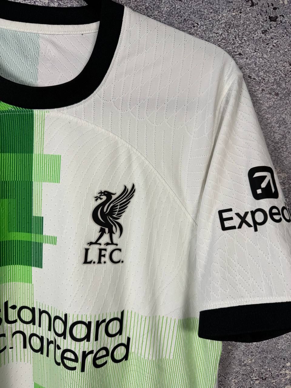 Nike M.SALAH Liverpool 2023/24 Away Nike DrifitADV Soccer Jersey Size US S / EU 44-46 / 1 - 7 Thumbnail