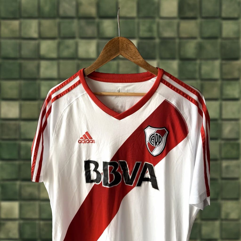 Adidas RIVER PLATE adidas BS4088 2016 2017 HOME FOOTBALL SHIRT SOCCER JERSEY MENS L Red Shirt Size US L / EU 52-54 / 3 - 1 Thumbnail