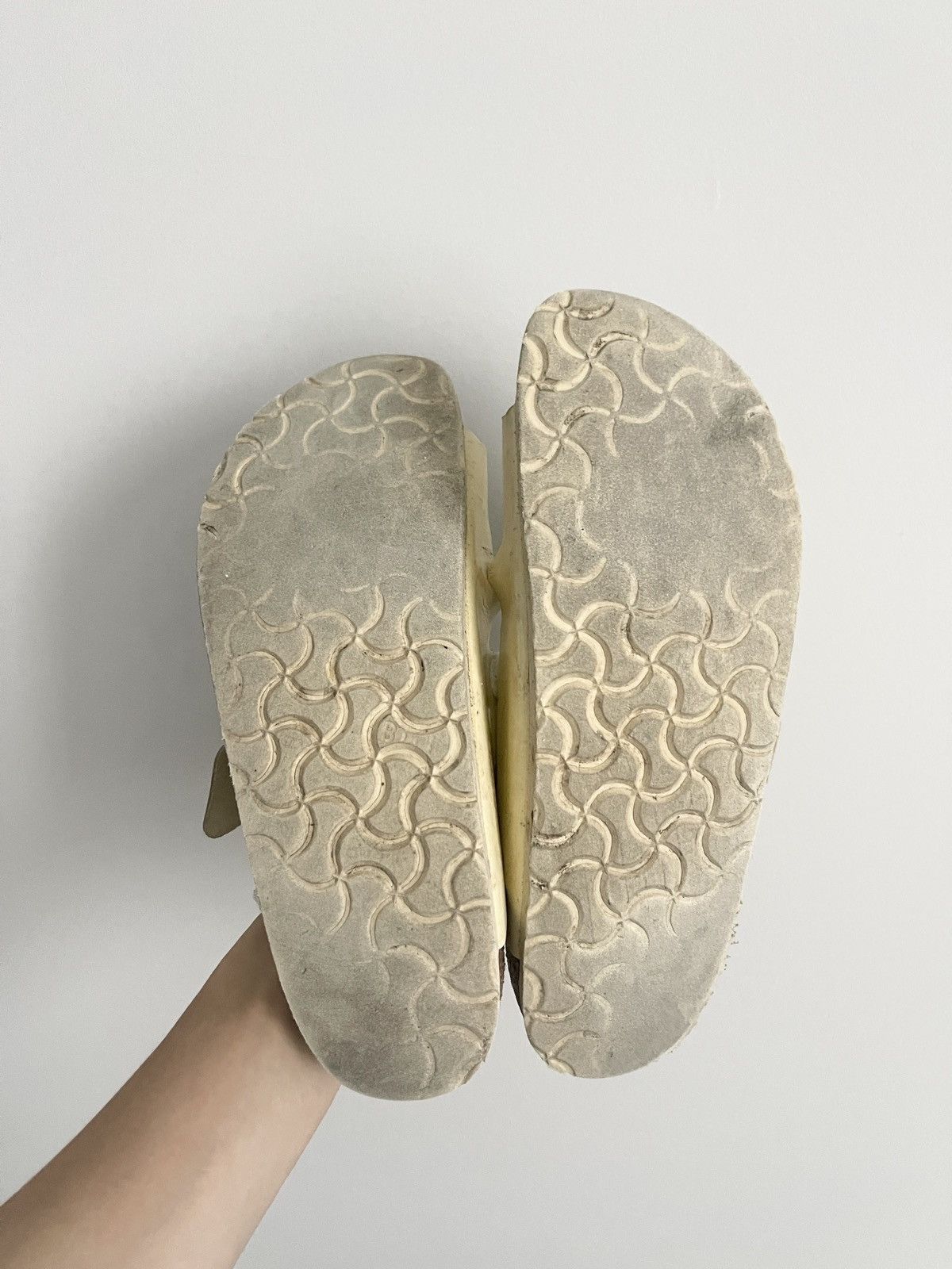 Birkenstock STEAL! Birkenstock Arizona Big Buckle Size US 5.5 / EU 38 - 9 Thumbnail