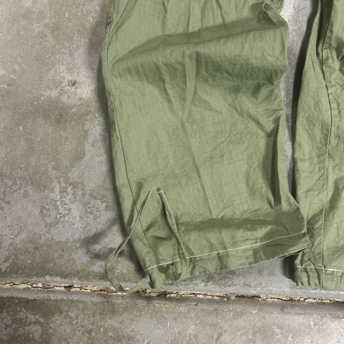 Other Baggy WorldWide Cargo Pants Size US 30 / EU 46 - 2 Thumbnail