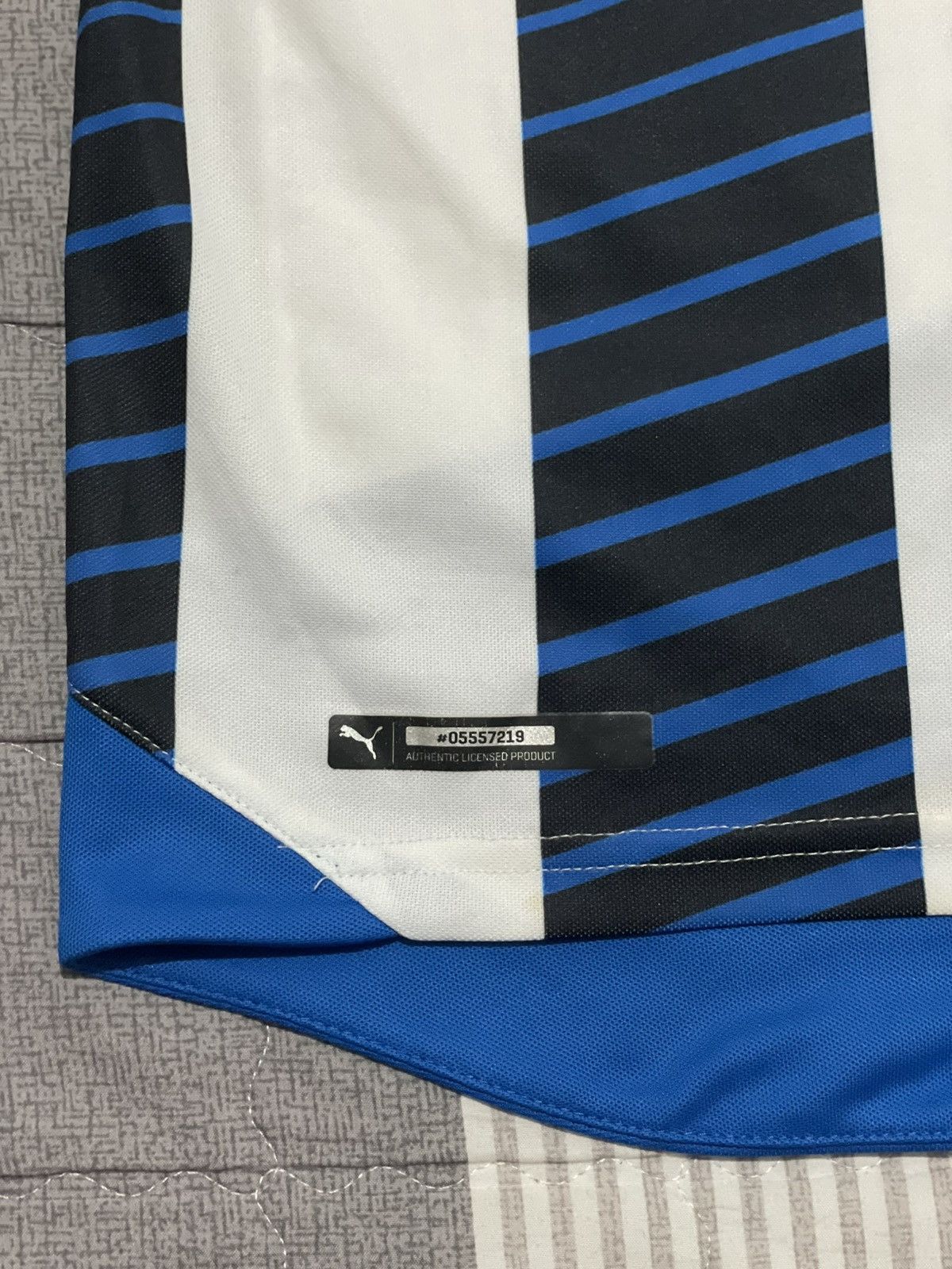 Puma Newcastle united Size US M / EU 48-50 / 2 - 2 Thumbnail