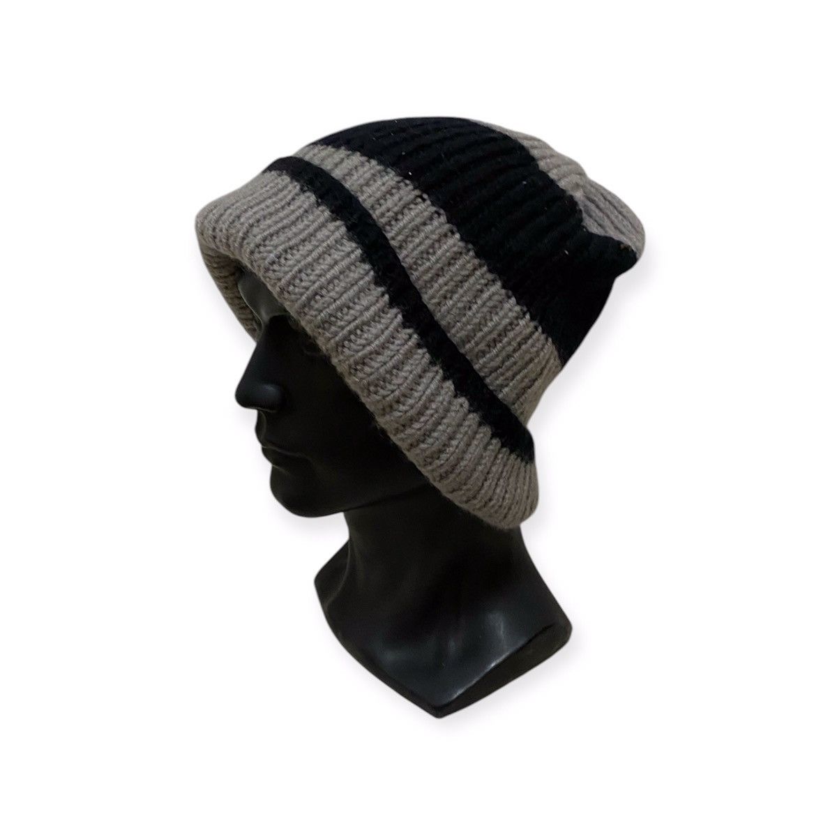 Japanese Brand Japanese Brand Plain Beanie Hat Size ONE SIZE - 1 Thumbnail