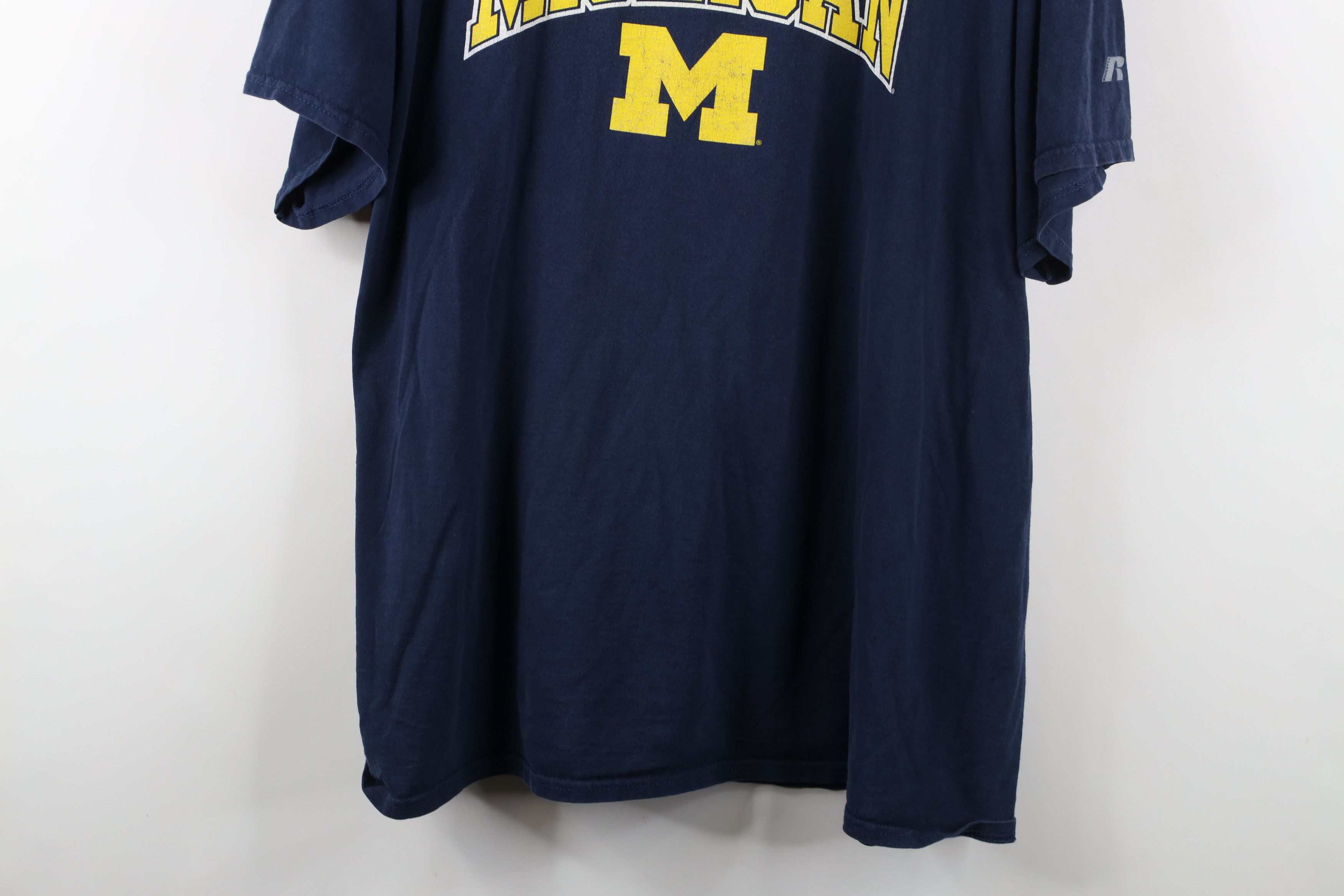 Russell Athletic × Vintage Vintage Russell Athletic University of Michigan T-Shirt Size US XXL / EU 58 / 5 - 3 Thumbnail