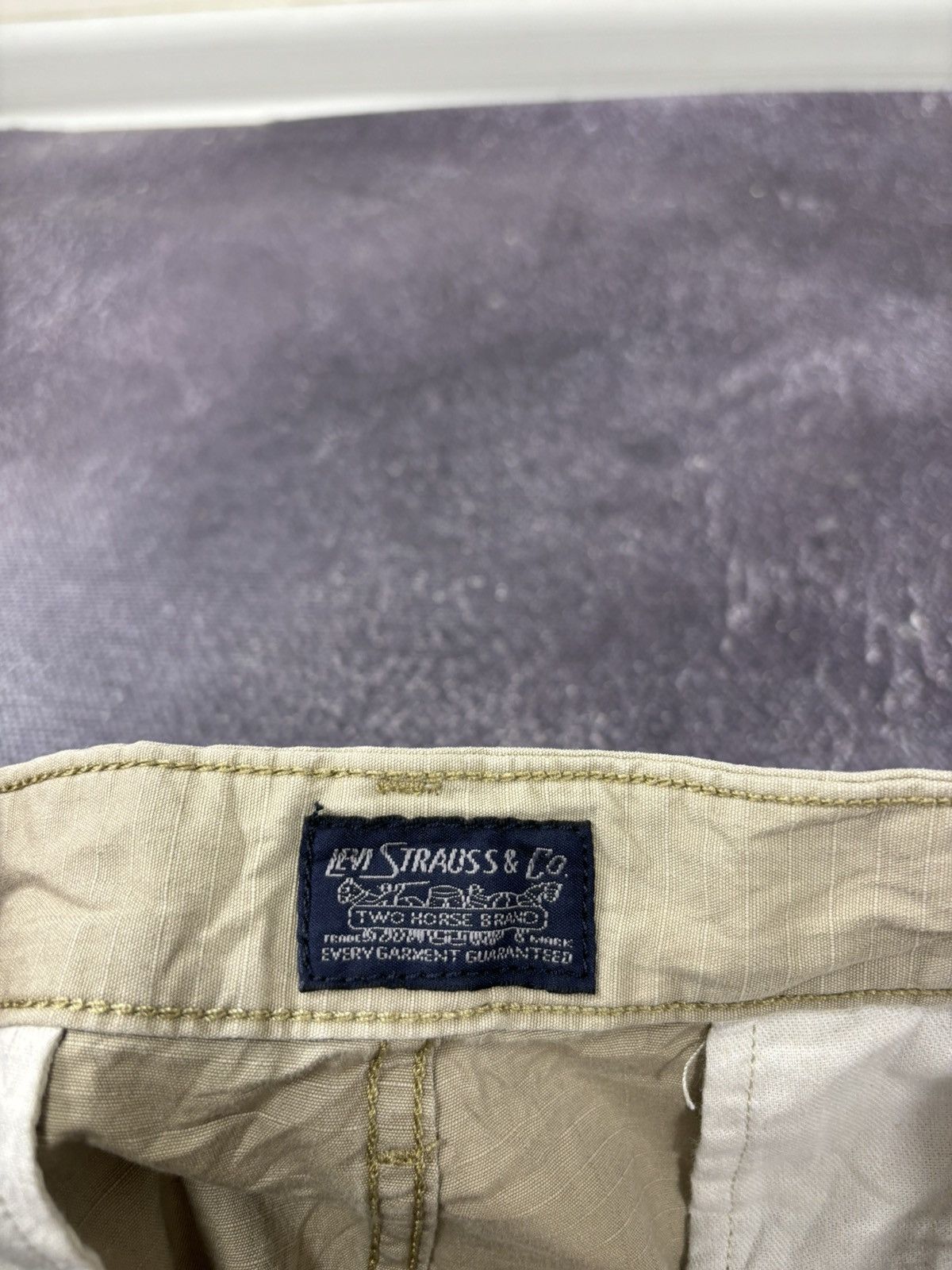 Levi's Vintage Levi’s USA Mustard Military Hype Cargo Shorts Size US 31 - 16 Thumbnail
