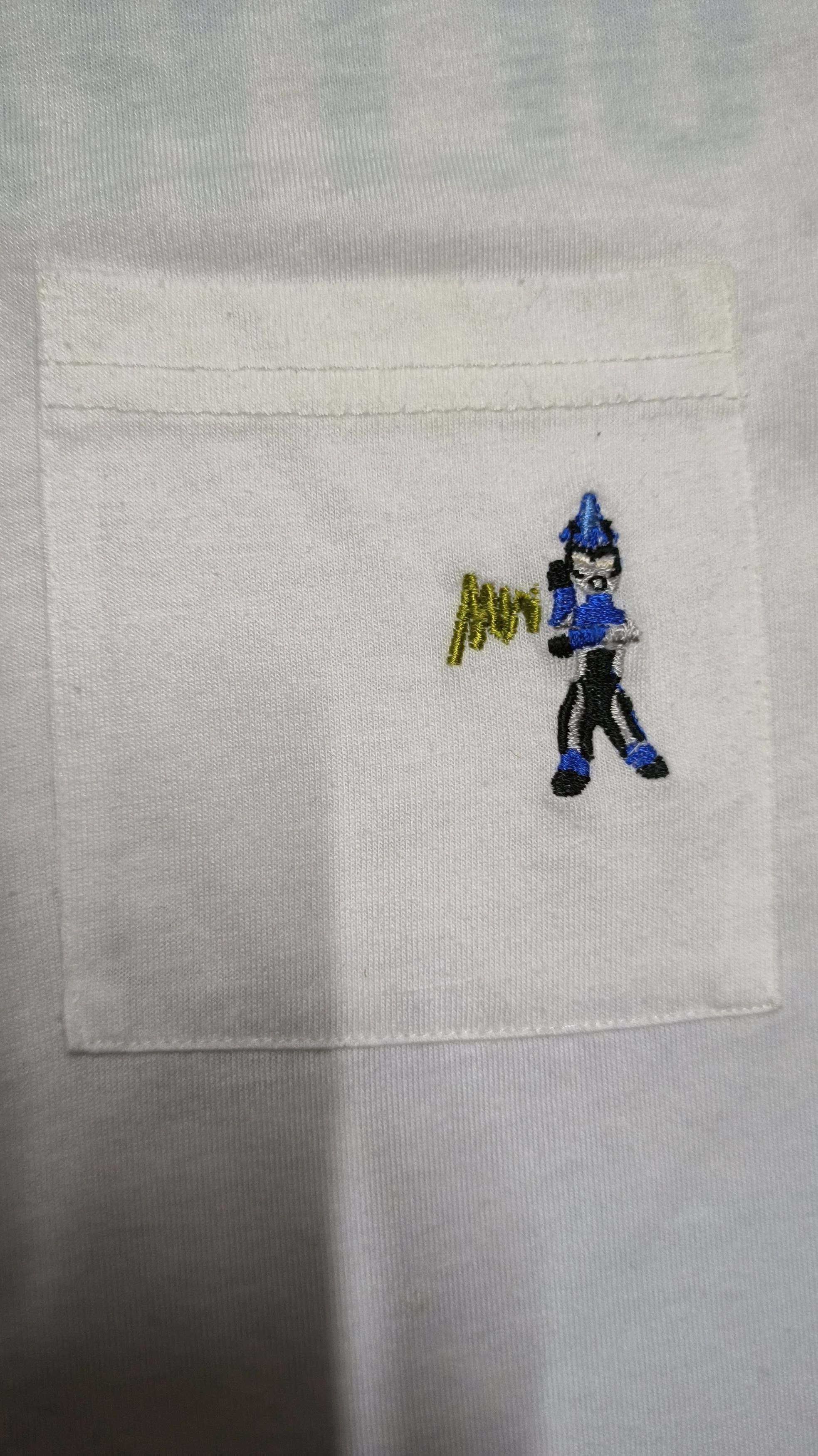 Anime × Cartoon Network × Japanese Brand RARE Ultraman R/b Ultraman Rosso Blu Pocket Tee Size US L / EU 52-54 / 3 - 3 Thumbnail