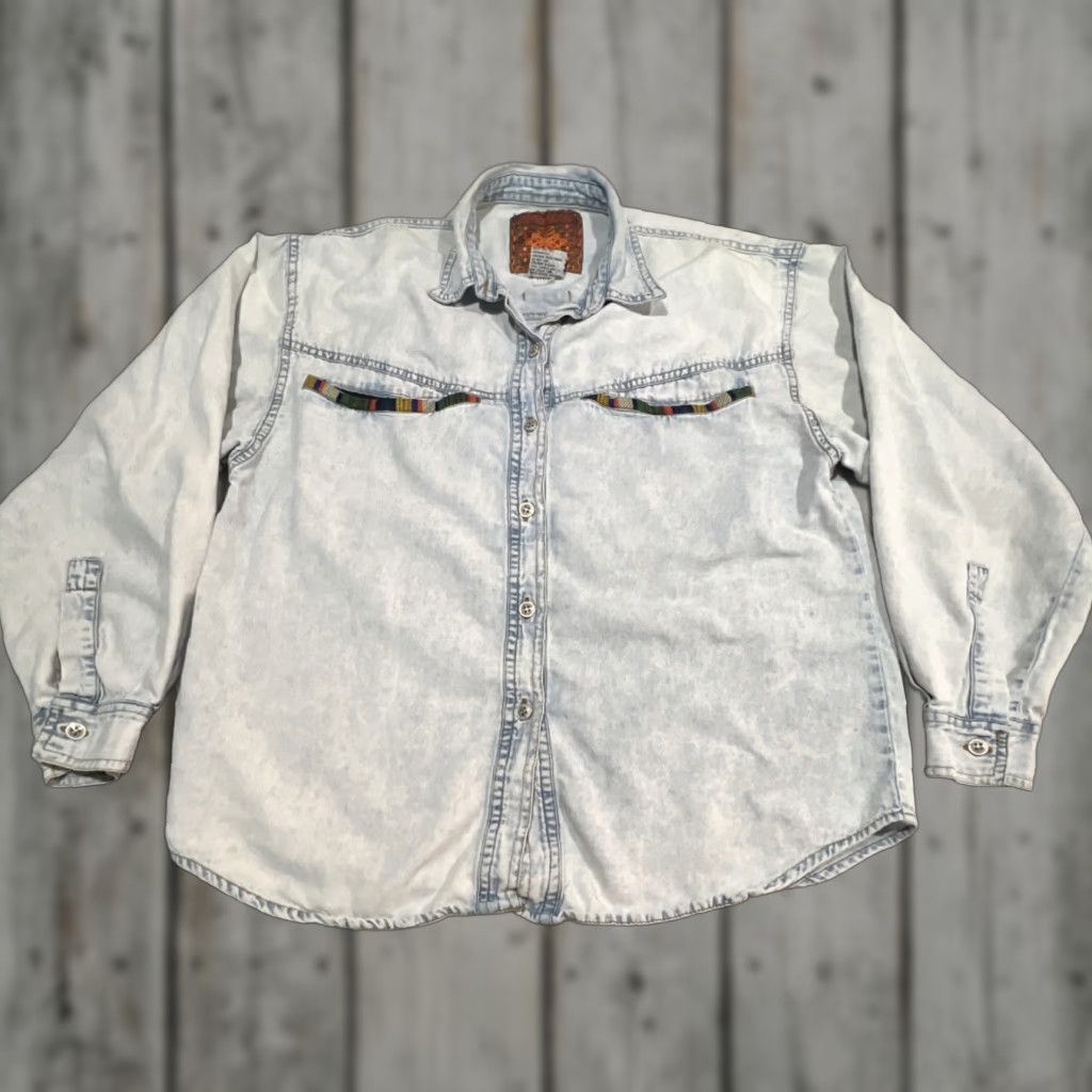 Jordache VINTAGE 80s Jordache Chambray Shirt Women M Southwestern Jean Acid Wash Western Shirt Mens? Size M / US 6-8 / IT 42-44 - 1 Thumbnail