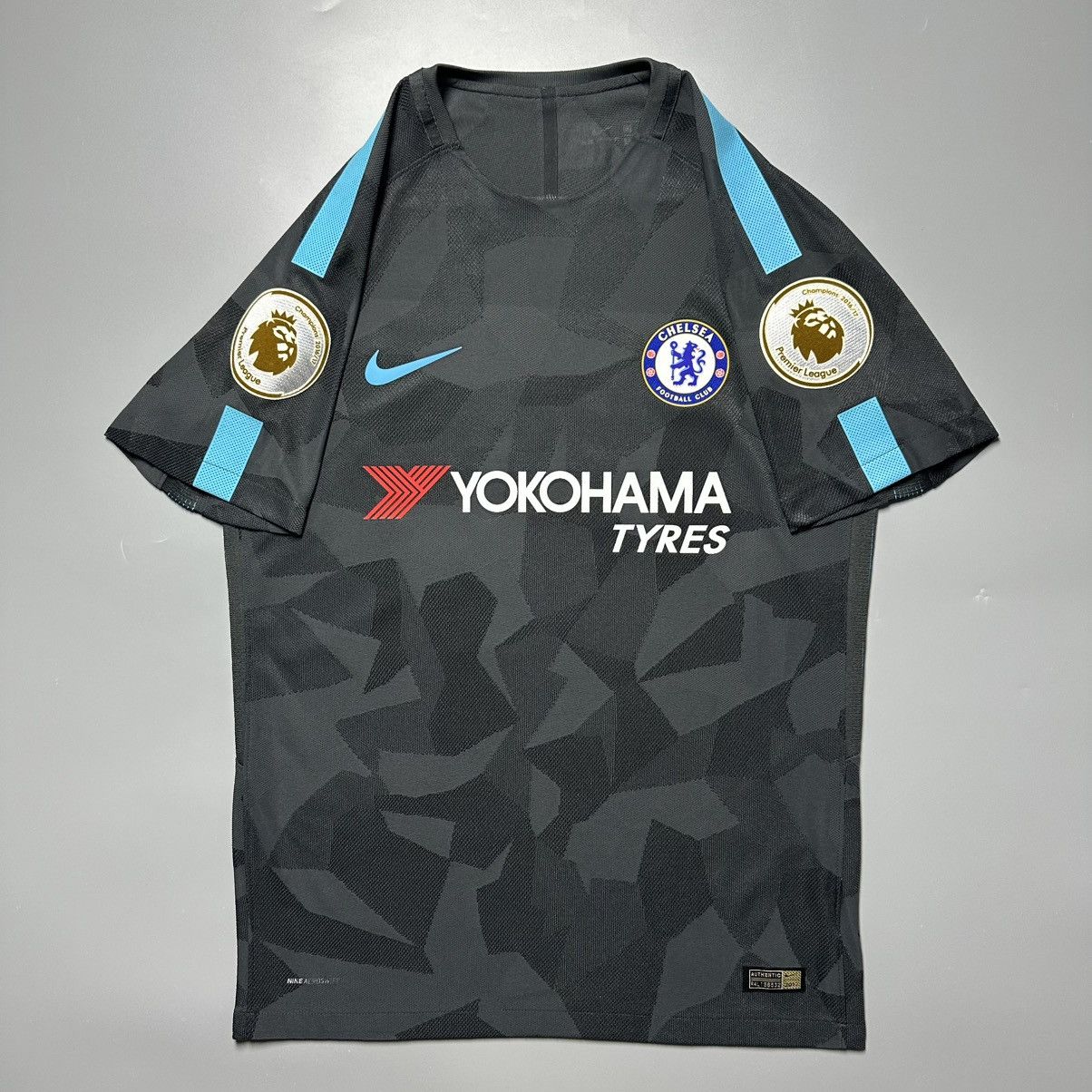 Vintage CHELSEA NIKE 2017/2018 FOOTBALL THIRD JERSEY #10 EDEN HAZARD Size US M / EU 48-50 / 2 - 2 Thumbnail