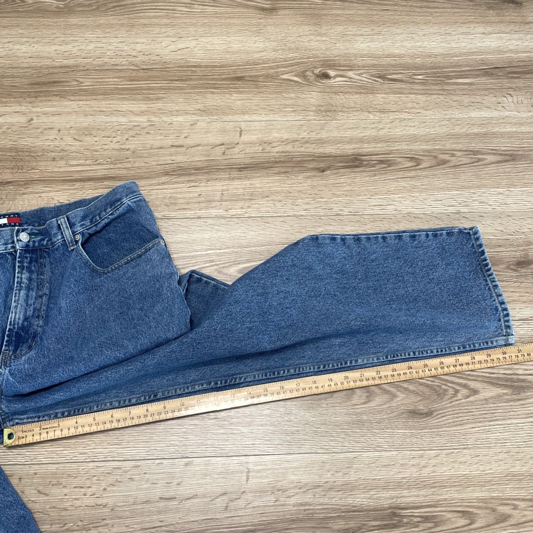 Tommy Hilfiger VINTAGE Tommy Hilfiger Jeans Men 36x32 Relaxed Straight Leg Blue Cotton Flag 2000s Size US 36 / EU 52 - 6 Thumbnail