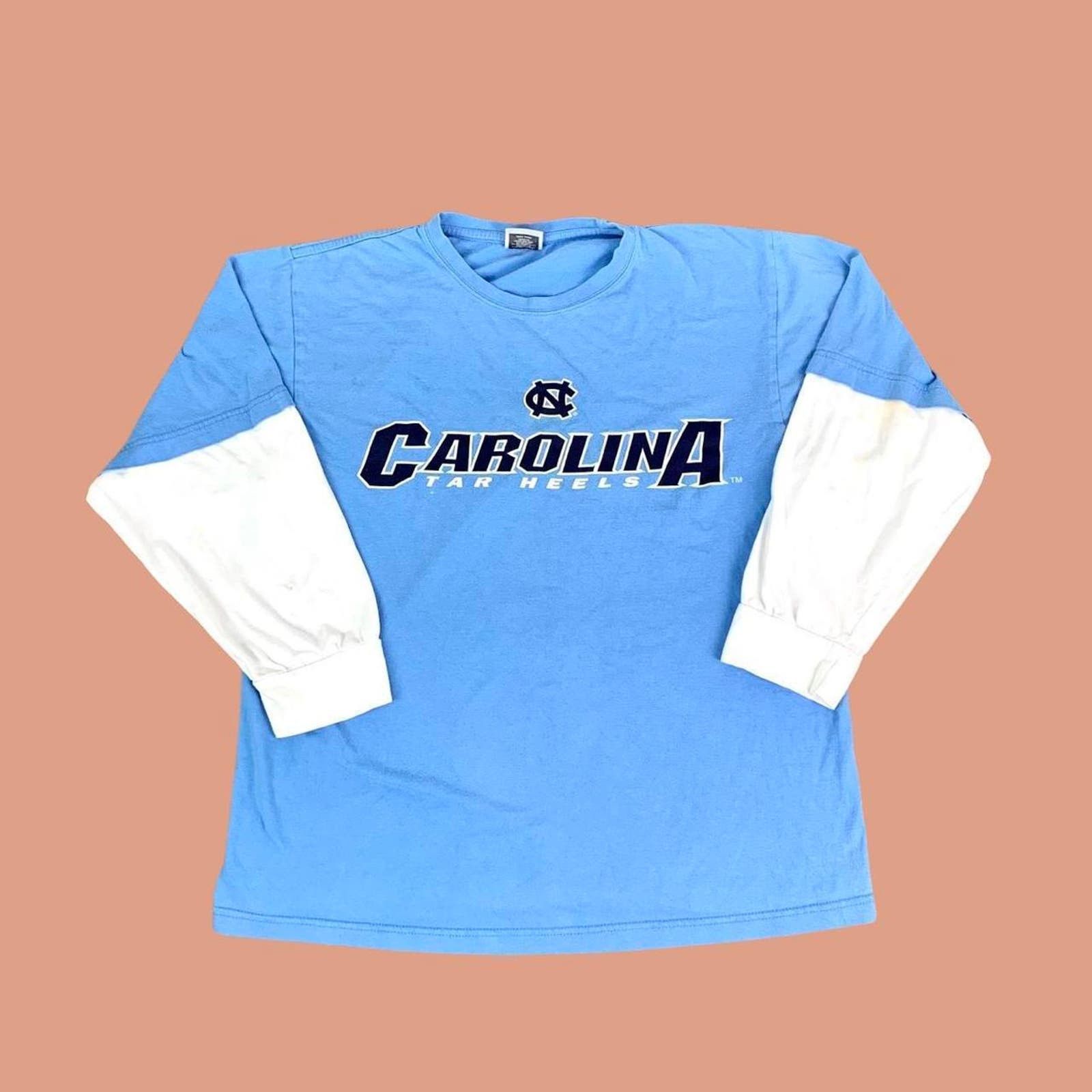Vintage Vintage 90s Carolina Tar Heels T-shirt Size US M / EU 48-50 / 2 - 1 Thumbnail