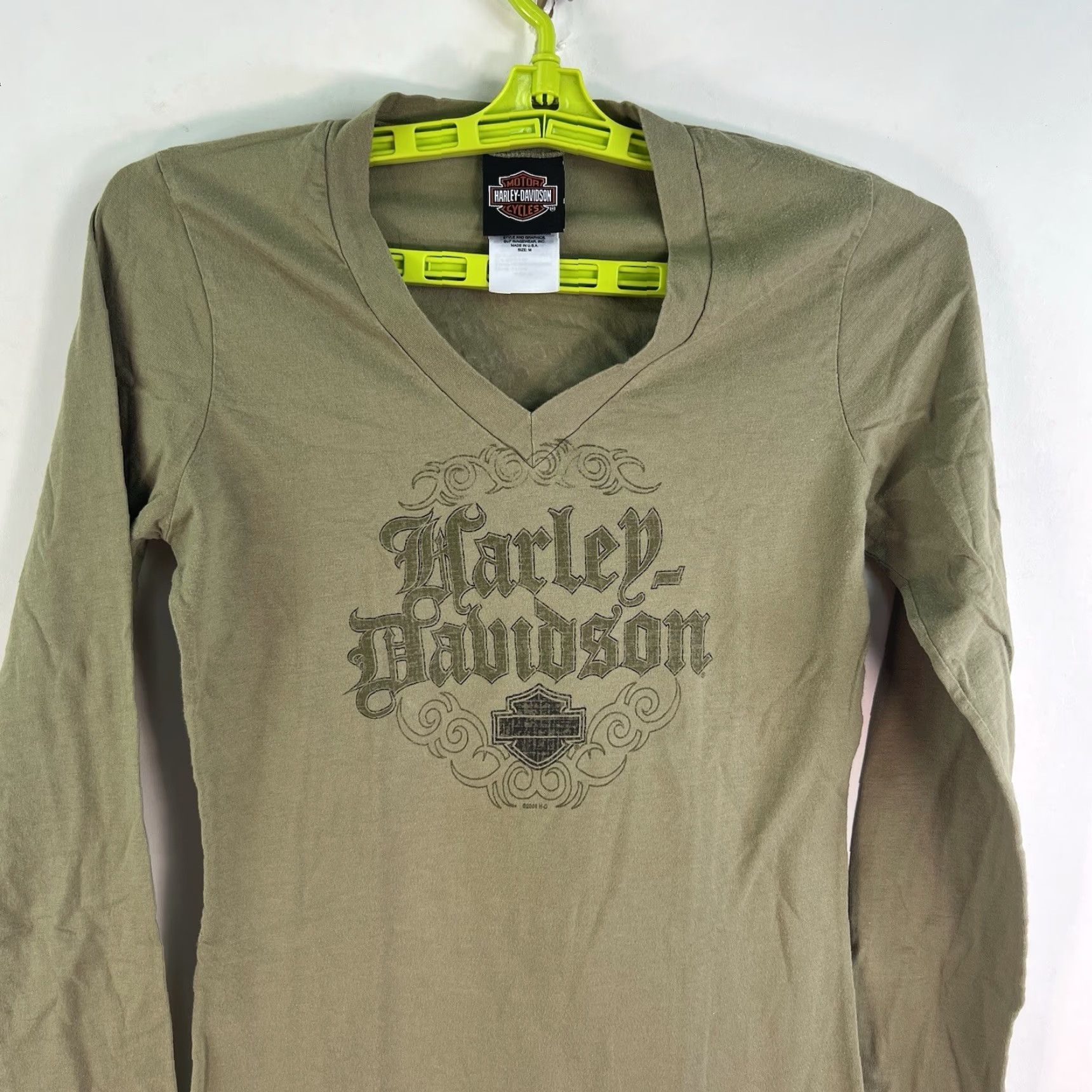 Harley Davidson Harley-Davidson T-Shirt Women’s M Green V-Neck Long Sleeve Casual Shirt Ladies Green Harley-Davidson Shirt M Women’s V-Neck T-Shirt Green Size M / US 6-8 / IT 42-44 - 3 Thumbnail