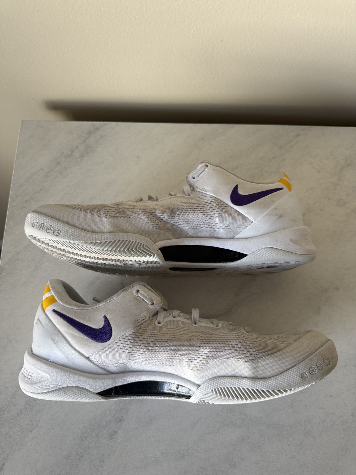 Nike Nike Kobe 8 Lakers Home Size 12 Size US 12 / EU 45 - 2 Thumbnail