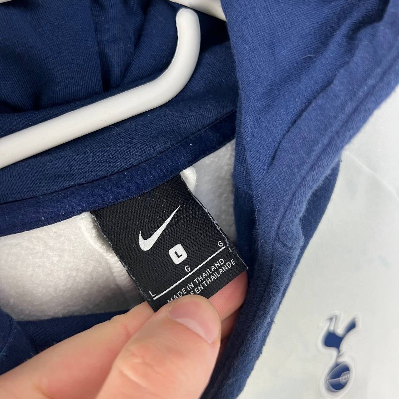 Nike Vintage Nike Tottenham Distressed Soccer Hoodie Size US L / EU 52-54 / 3 - 4 Thumbnail